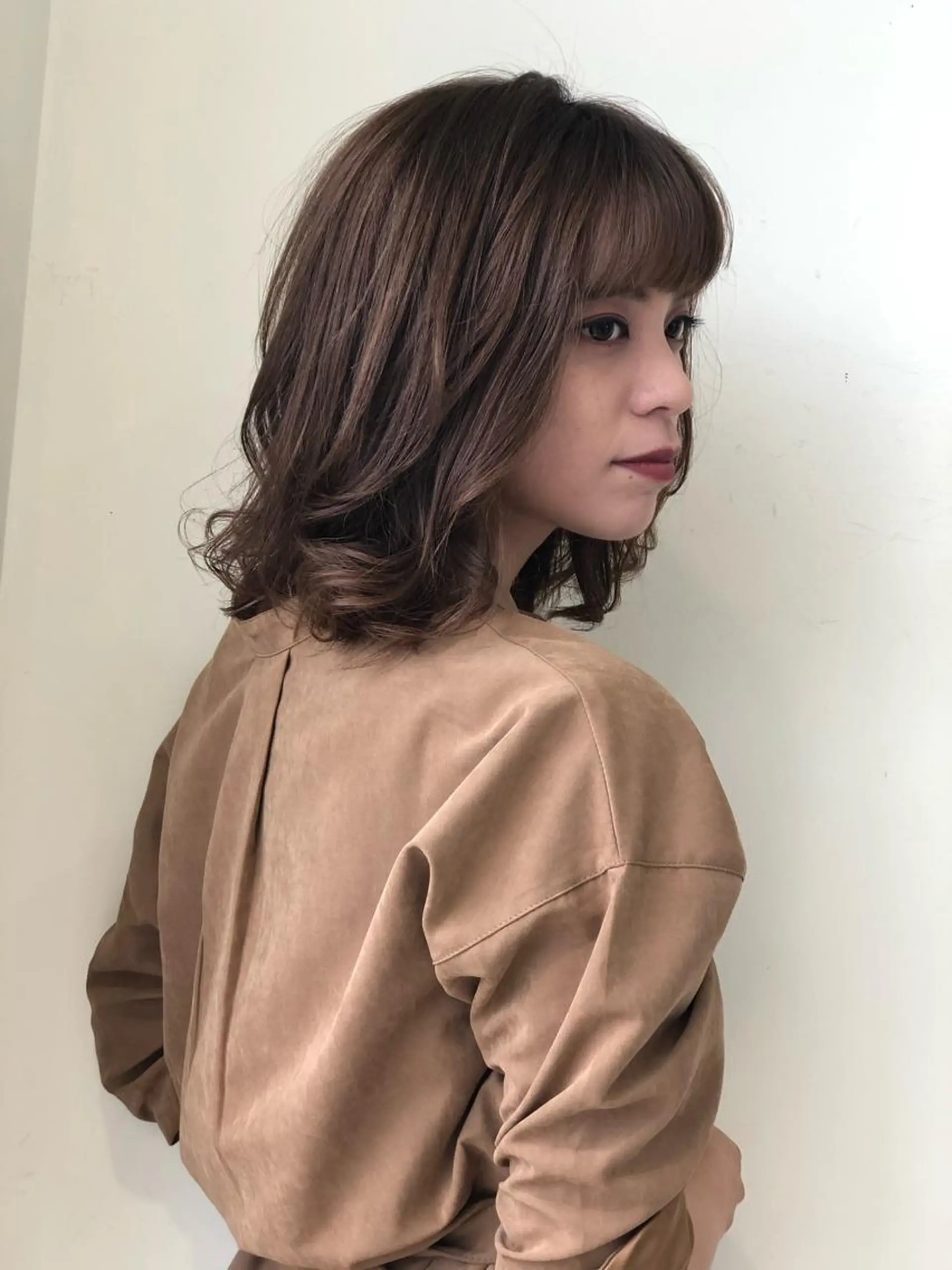 ミディアム カラー パーマ ハピネスフィール所属・江藤 菜緒里のヘアスタイル