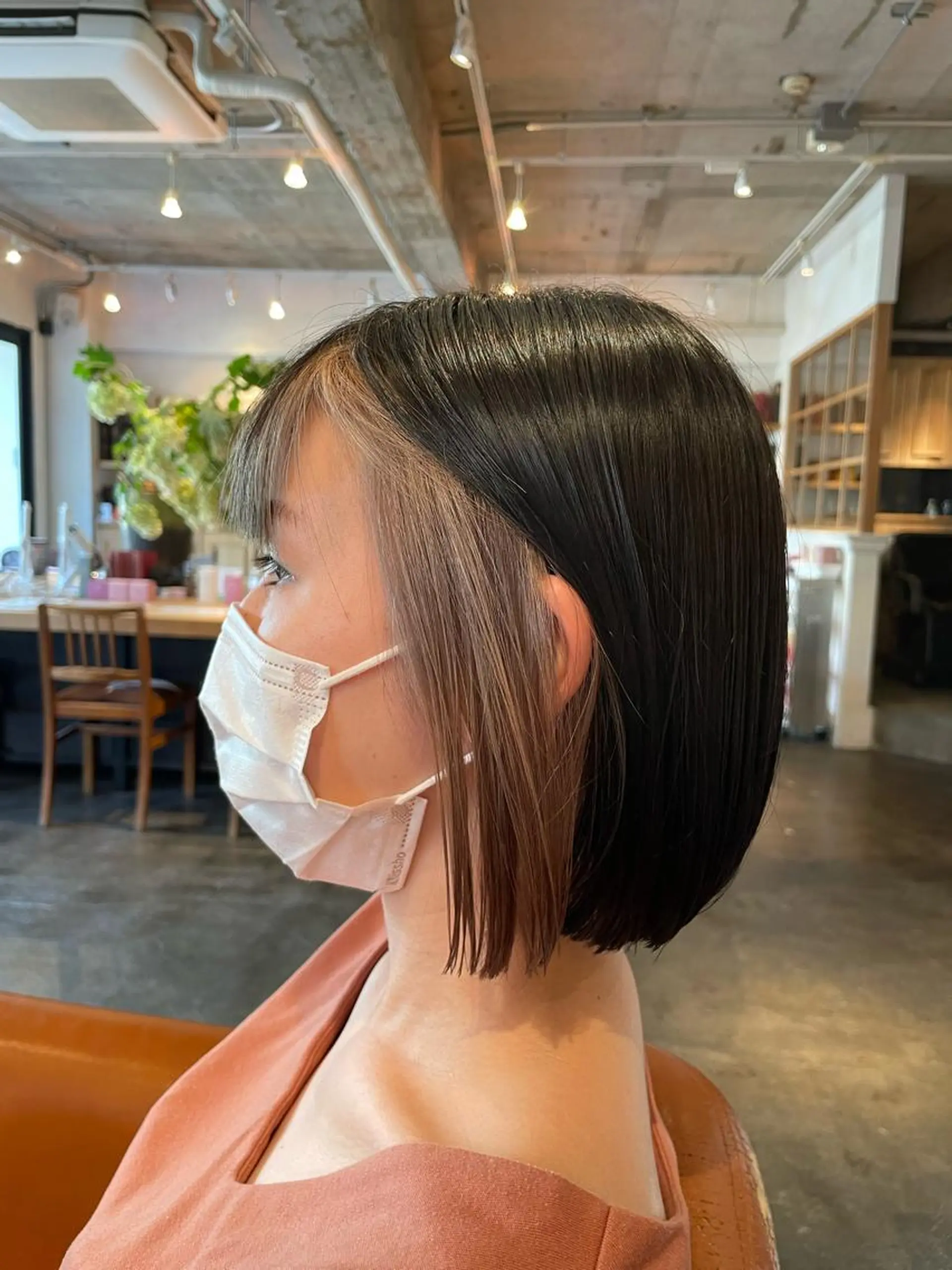 ショート カラー ヘアアレンジ 切りっぱなしボブ ボブ カット ヘアカラー トリートメント 韓国風カット/ 髪質改善 黒崎のヘアスタイル