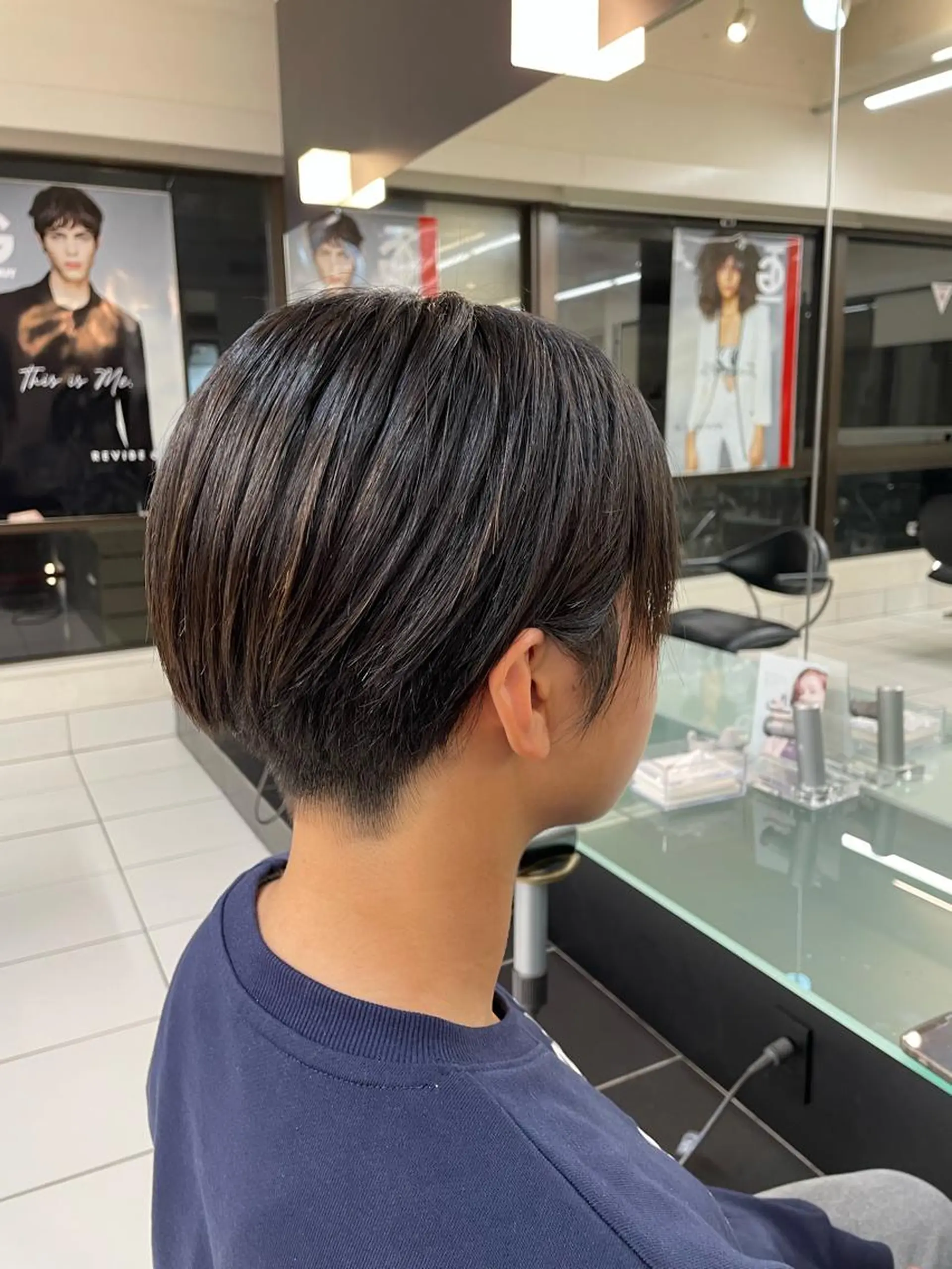 ショート 大山 真衣のヘアスタイル