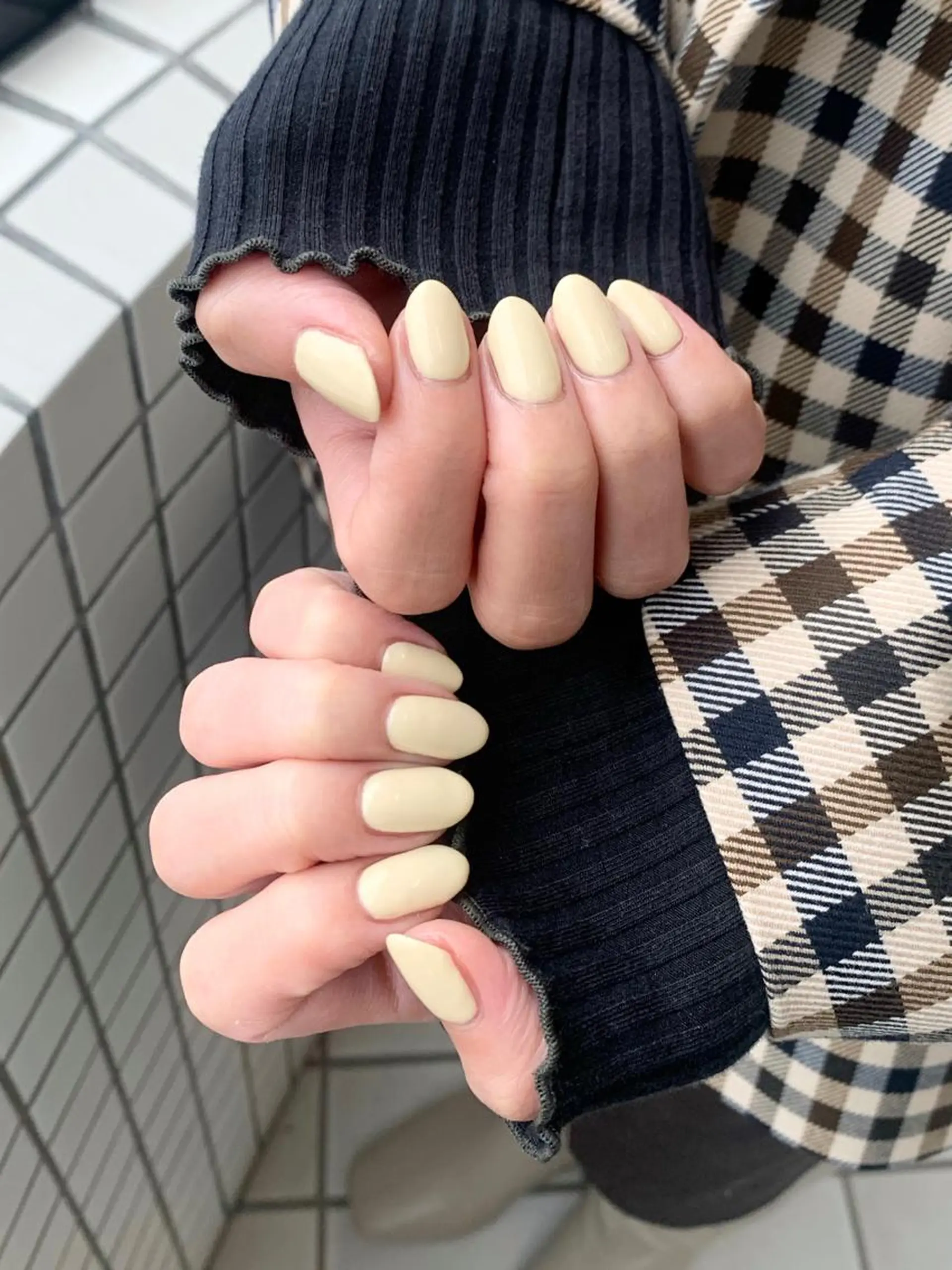 ネイル 黄色 ハンドネイル N.barber / koderaのネイルデザイン