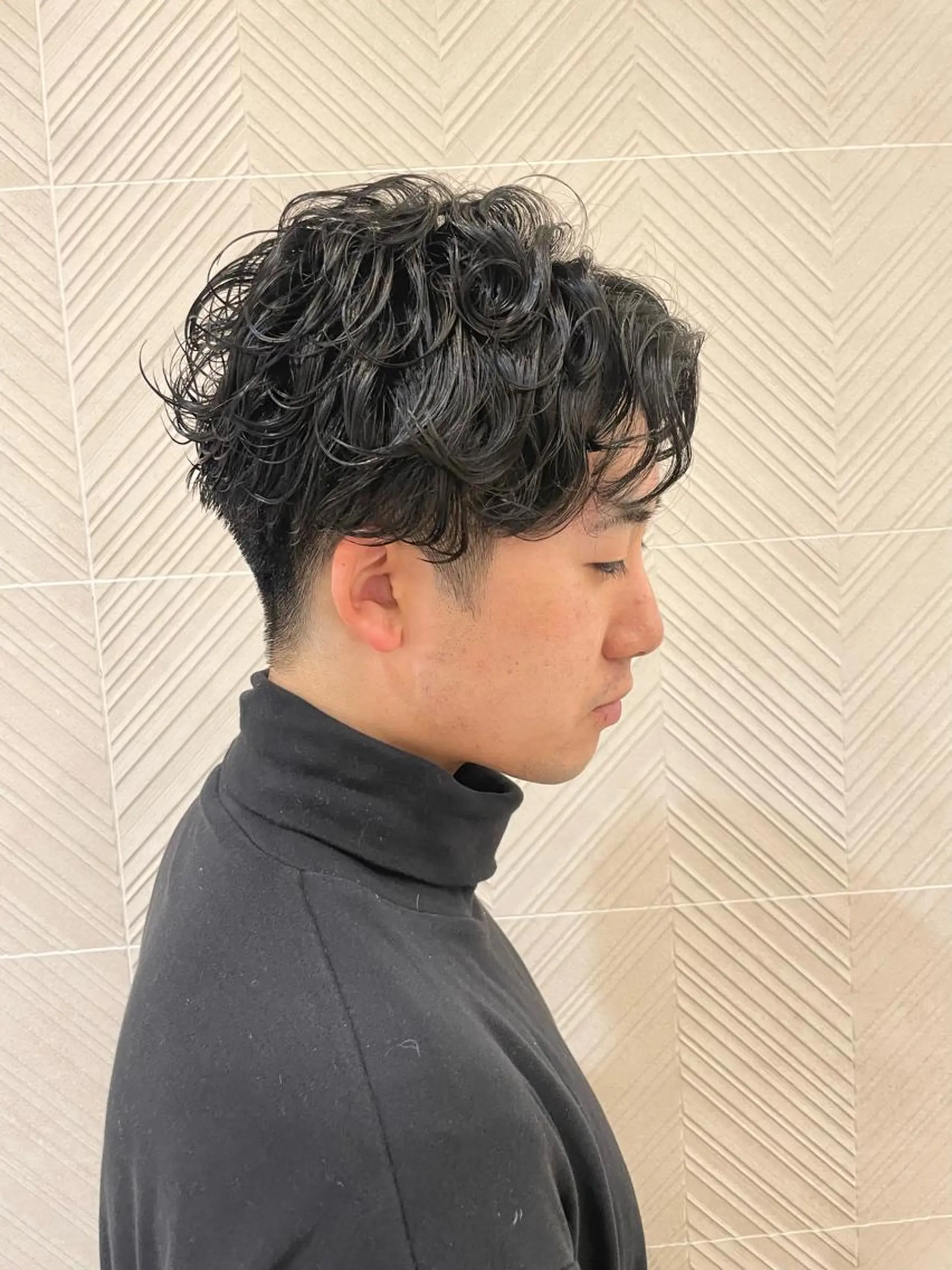 ショート パーマ メンズ メンズパーマ GO TODAY シェアサロン 原宿Verno店所属・髪質改善/ブリーチ/ ボブ特化/よしきのヘアスタイル