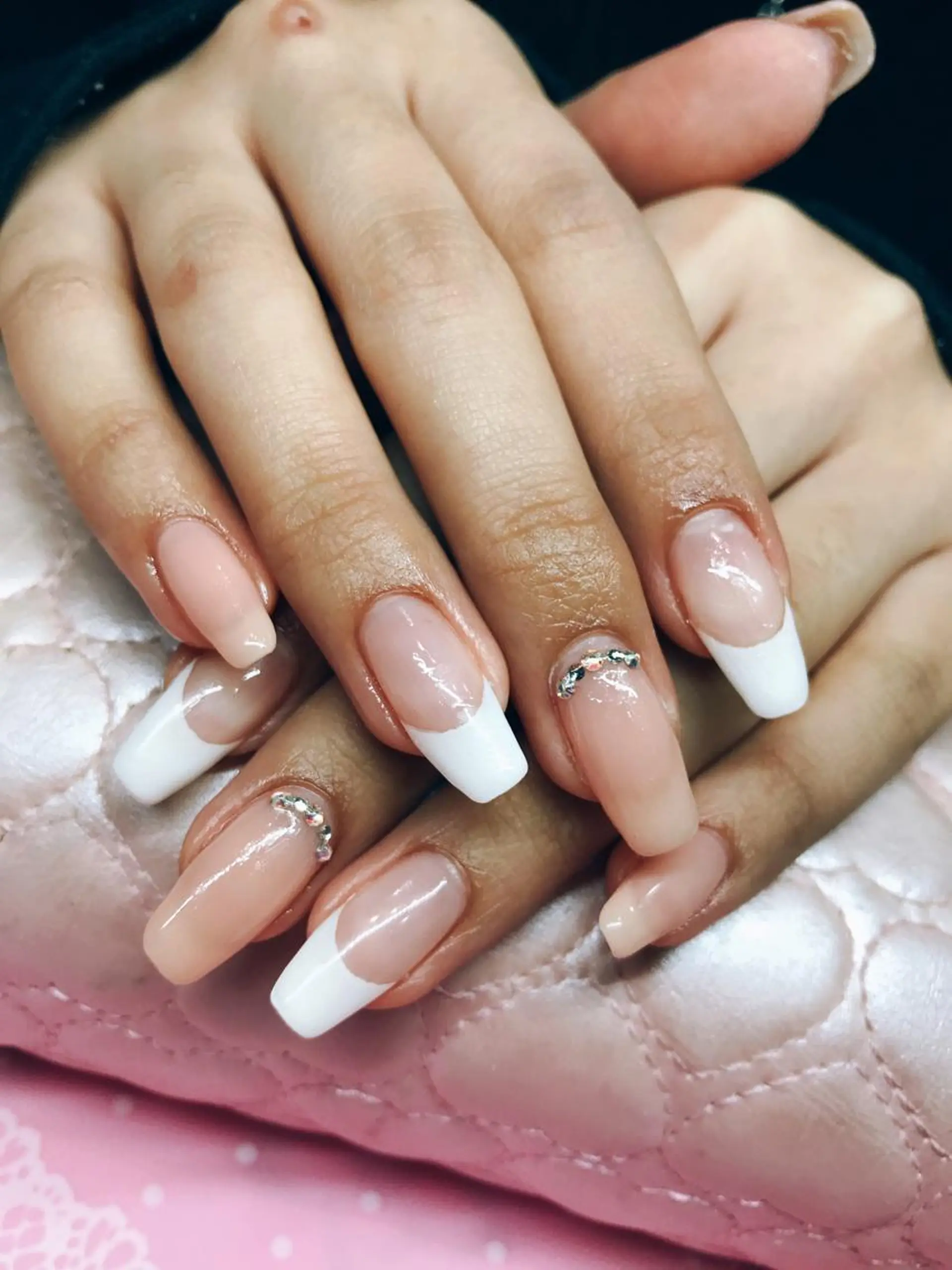 ネイル フレンチネイル ワンカラーネイル シンプルネイル ガールネイルサロン所属・ガール ネイルサロンのネイルデザイン