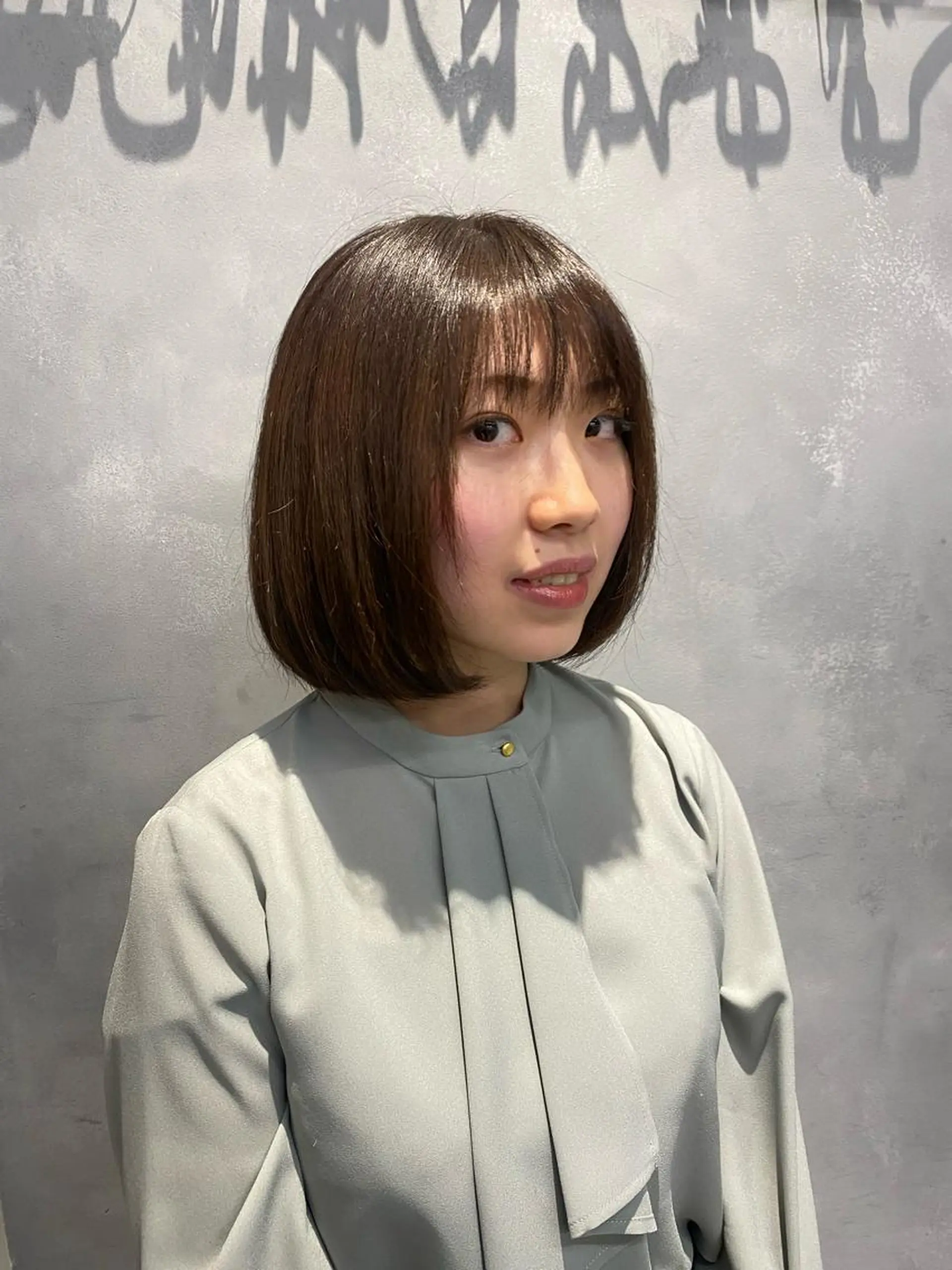 ミディアム カラー ボブ トリートメント 飯ヶ谷 成海のヘアスタイル