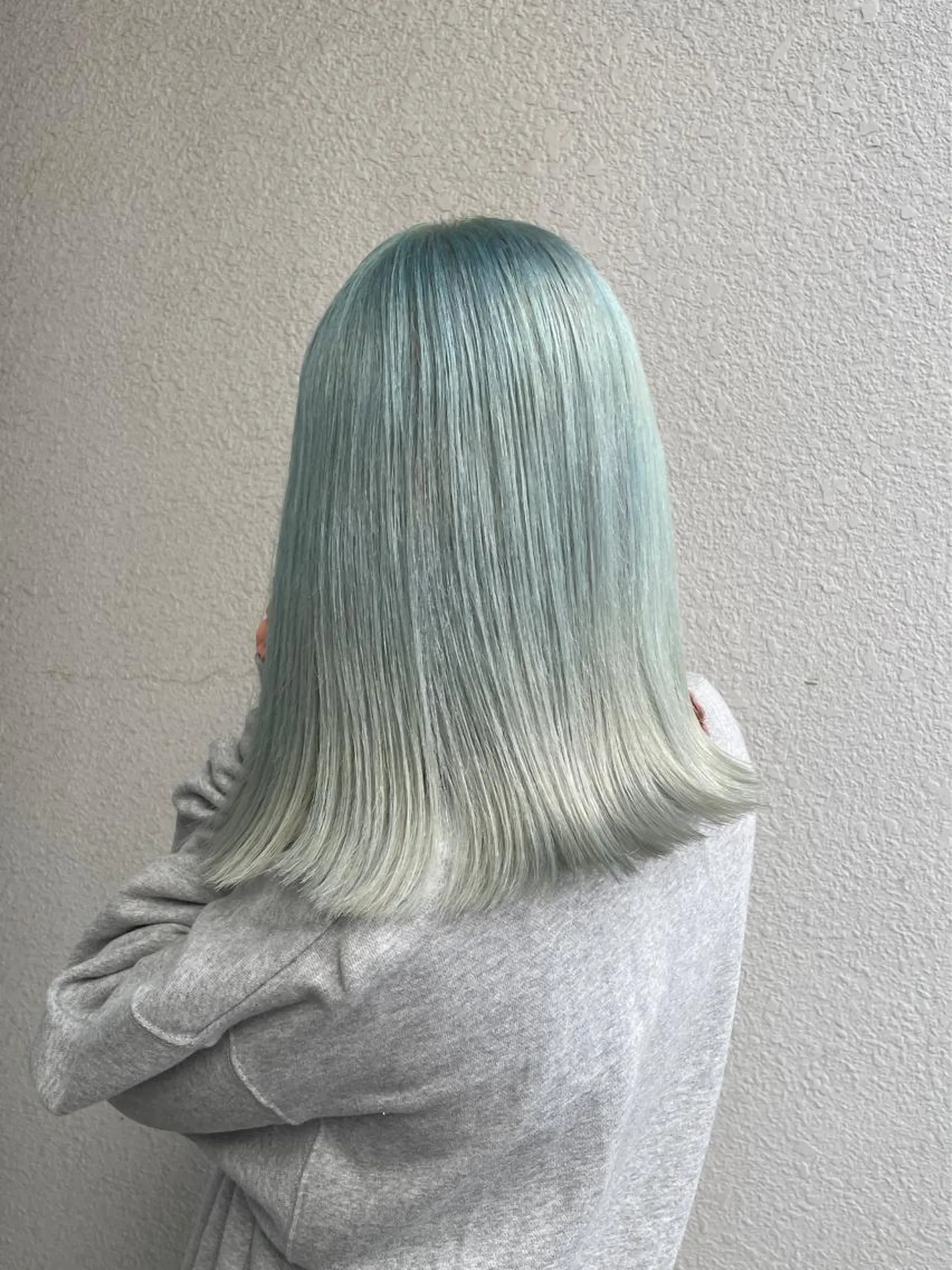 ミディアム カラー ヘアカラー トリートメント ブリーチカラー🌈 石垣翔太のヘアスタイル