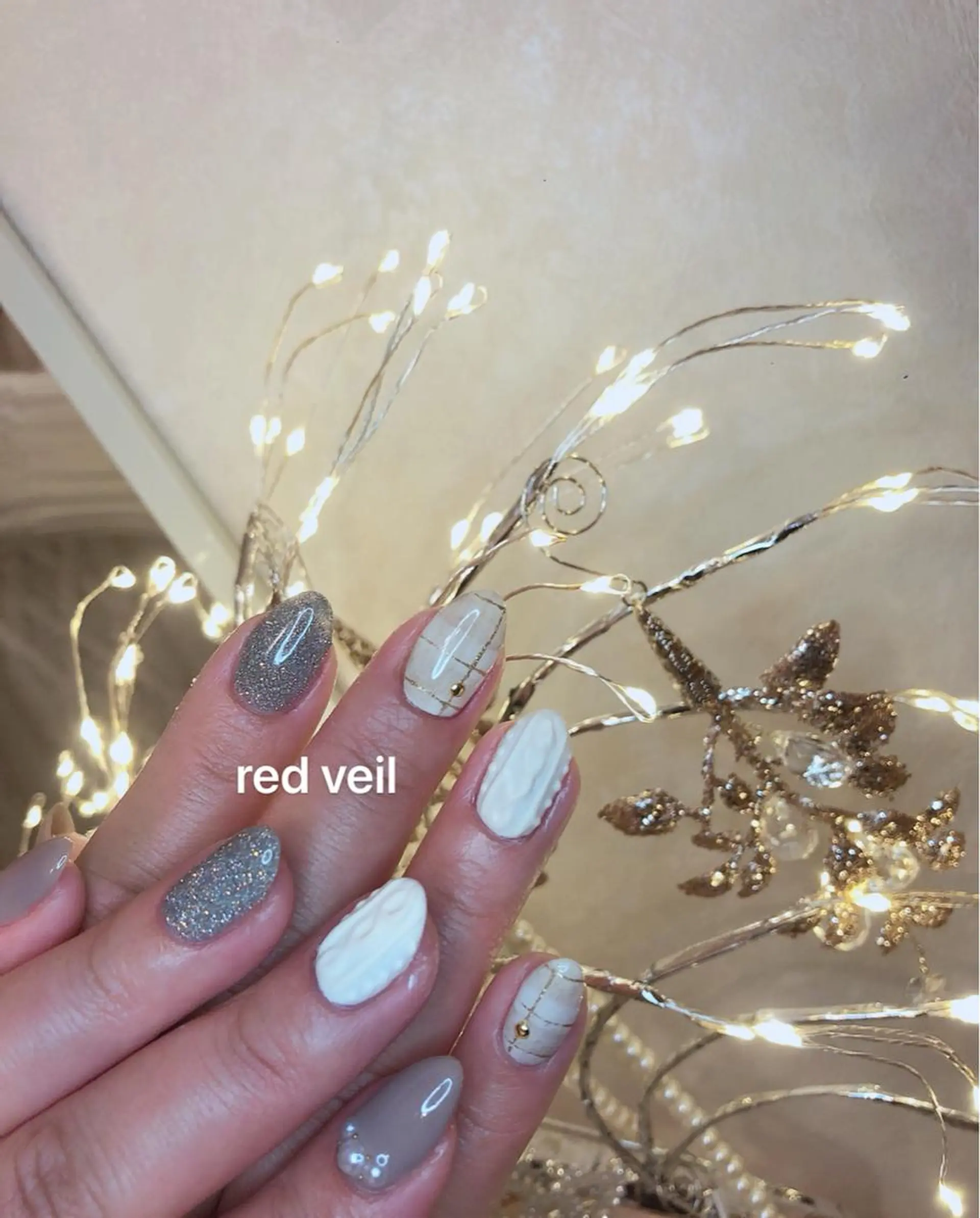 ミディアム ネイル 長さ出し専門 nynaのネイルデザイン