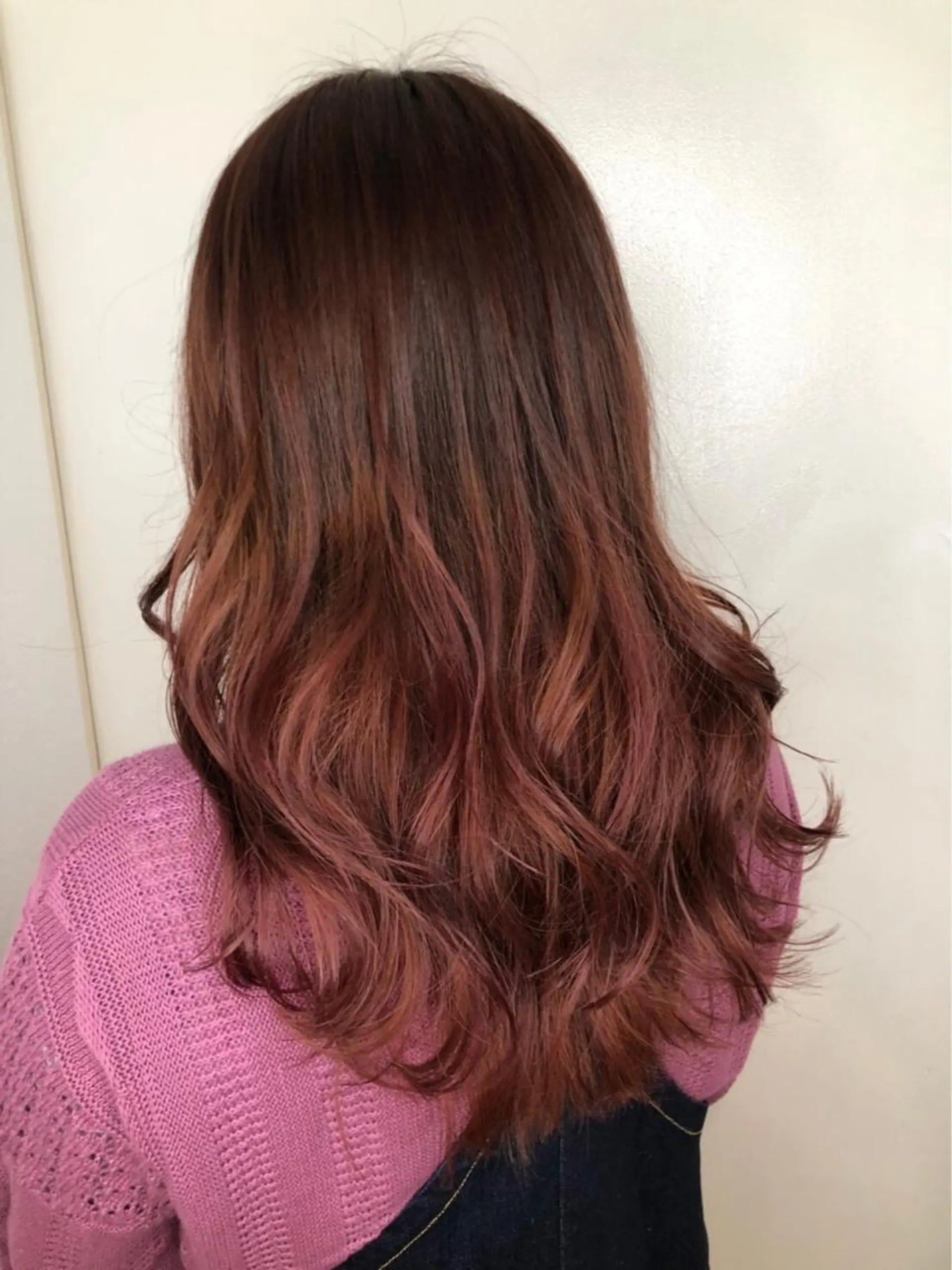 ミディアム カラー グラデーションカラー ピンクカラー aimée/ まつ毛&眉毛サロンの眉毛・アイブロウイメージ