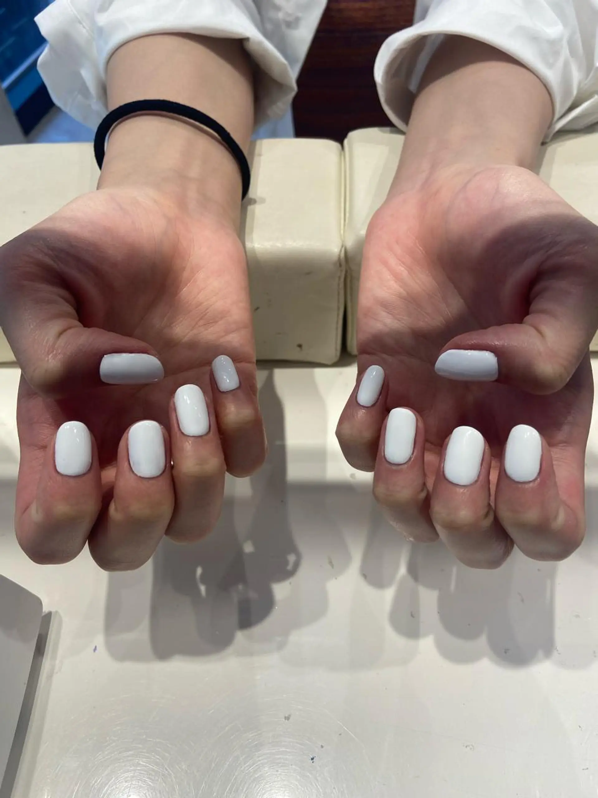 ネイル ホワイト SHELL TOKYO所属・SHELLTOKYO idaのネイルデザイン