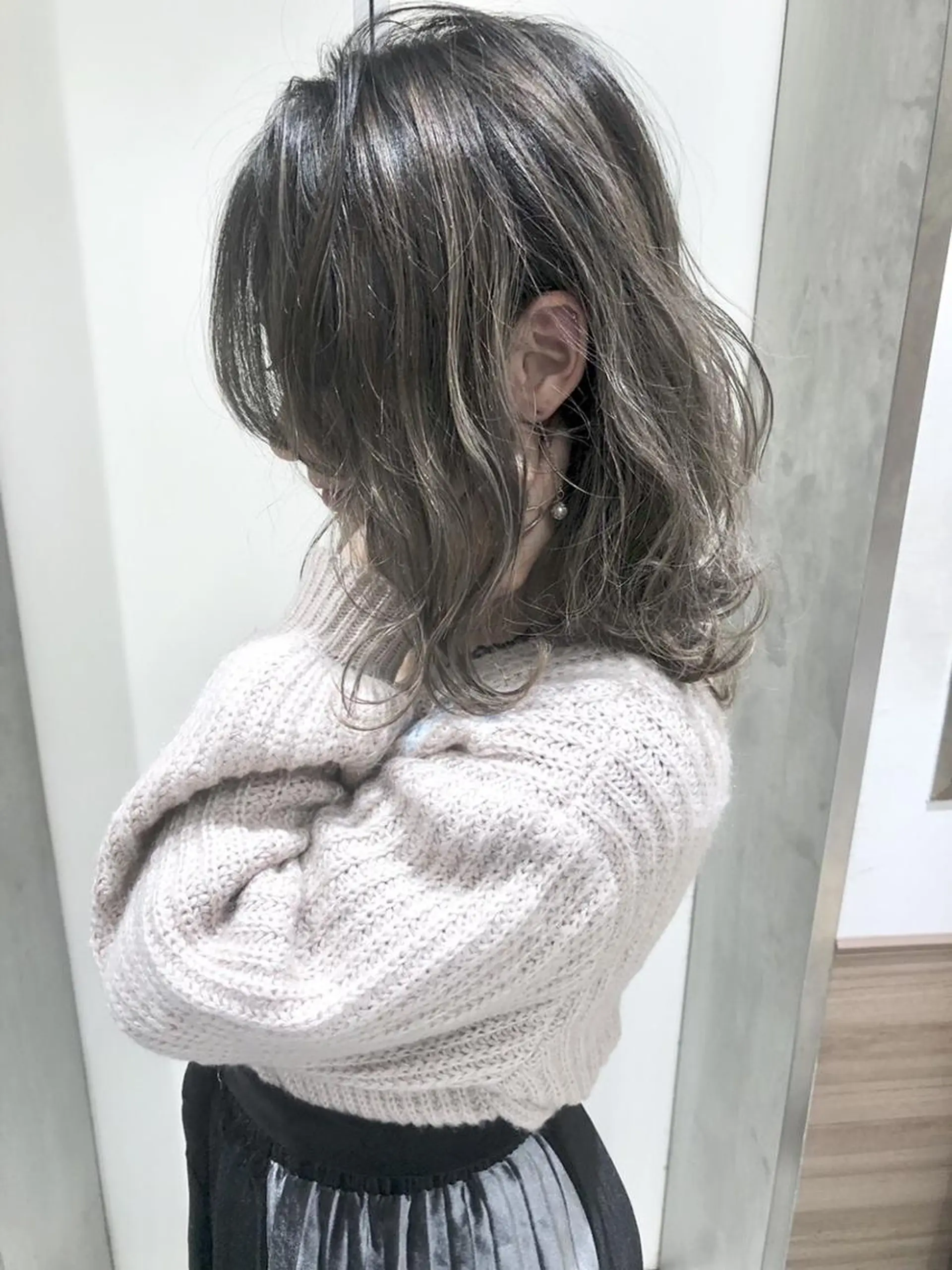 カラー Ash 店長 山下達也のヘアスタイル