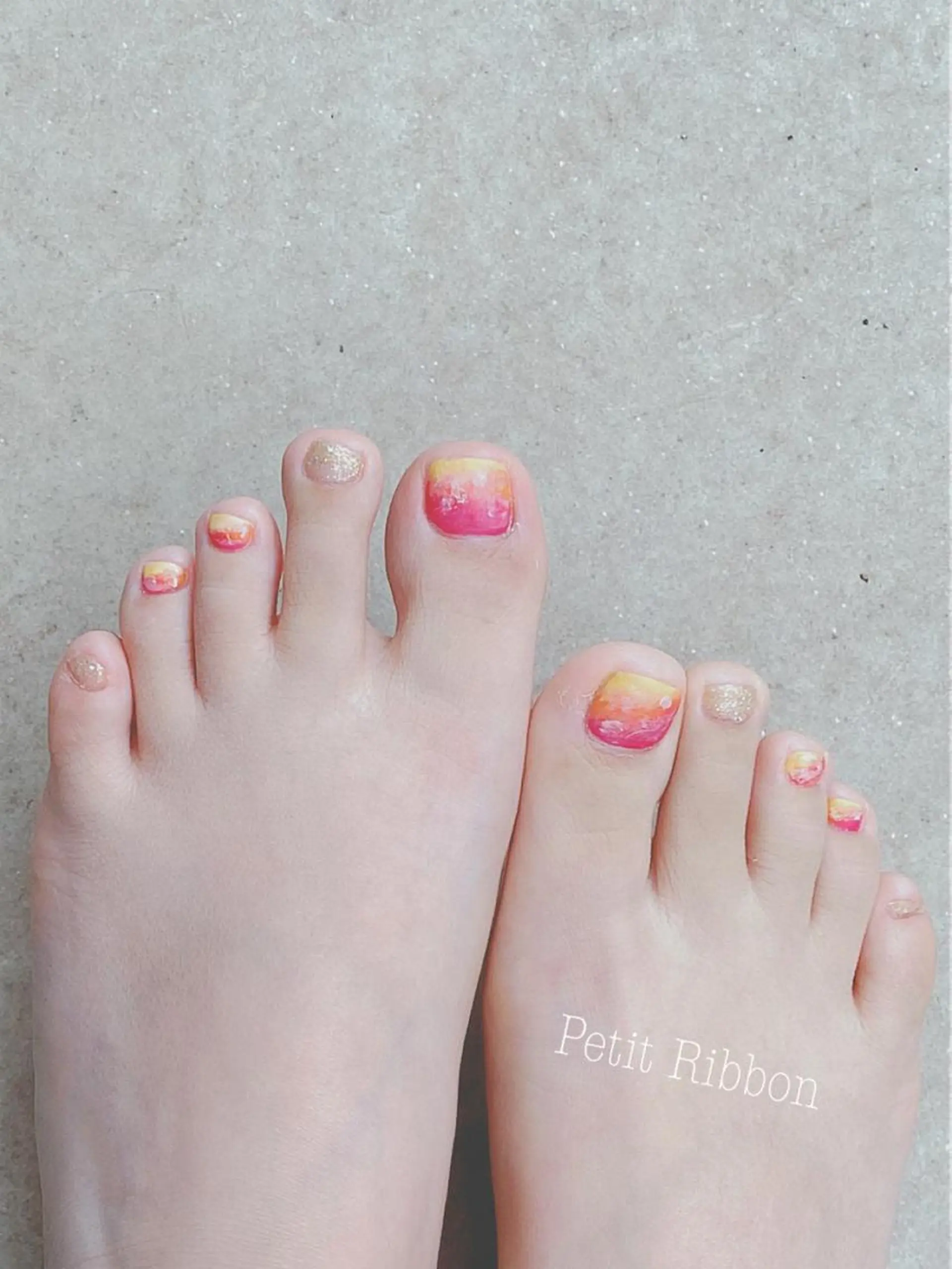 ネイル ネイルPetit Ribbonのネイルデザイン