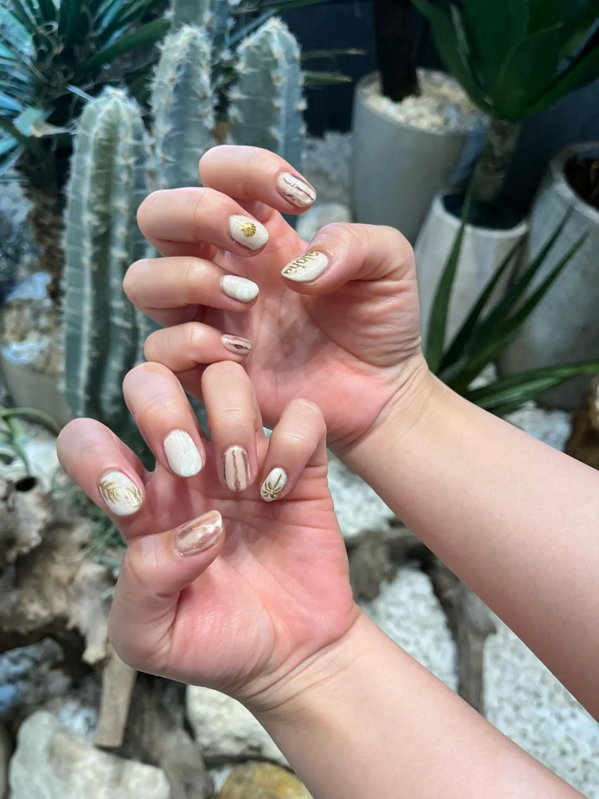 ネイル 夏ネイル ハンドネイル ∴Sanae. ∴ トータルビューティーのネイルデザイン