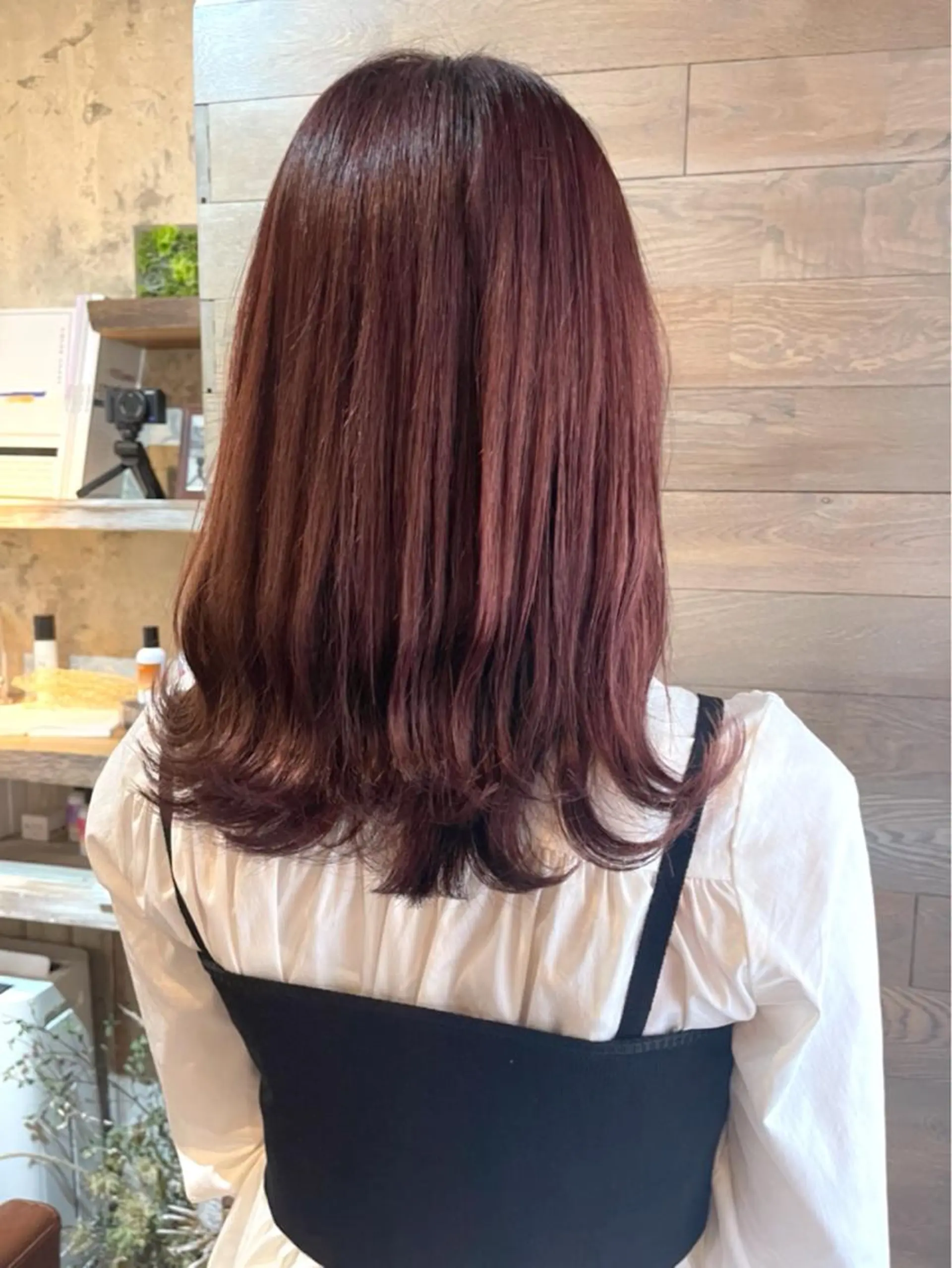 セミロング カラー バレイヤージュ ブラウンカラー ココアブラウン デザインカラー グラデーションカラー カット ヘアカラー トリートメント 京都大人女性ショート 徒歩1分/秋山のヘアスタイル