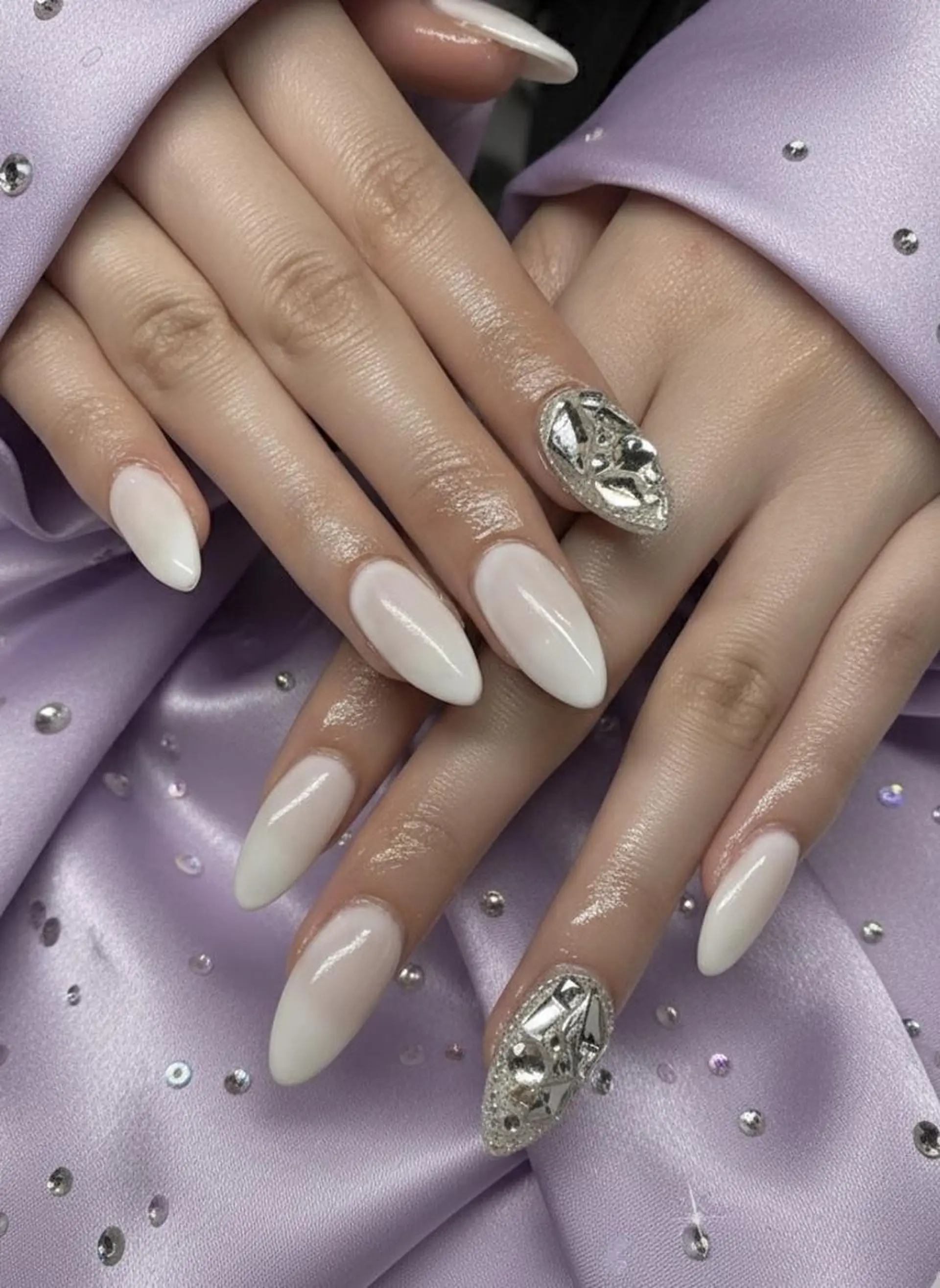 ネイル 長さ出し 韓国ネイル ロングネイル メンズネイル ワンカラーネイル 24時間営業 UNABOMBAのネイルデザイン