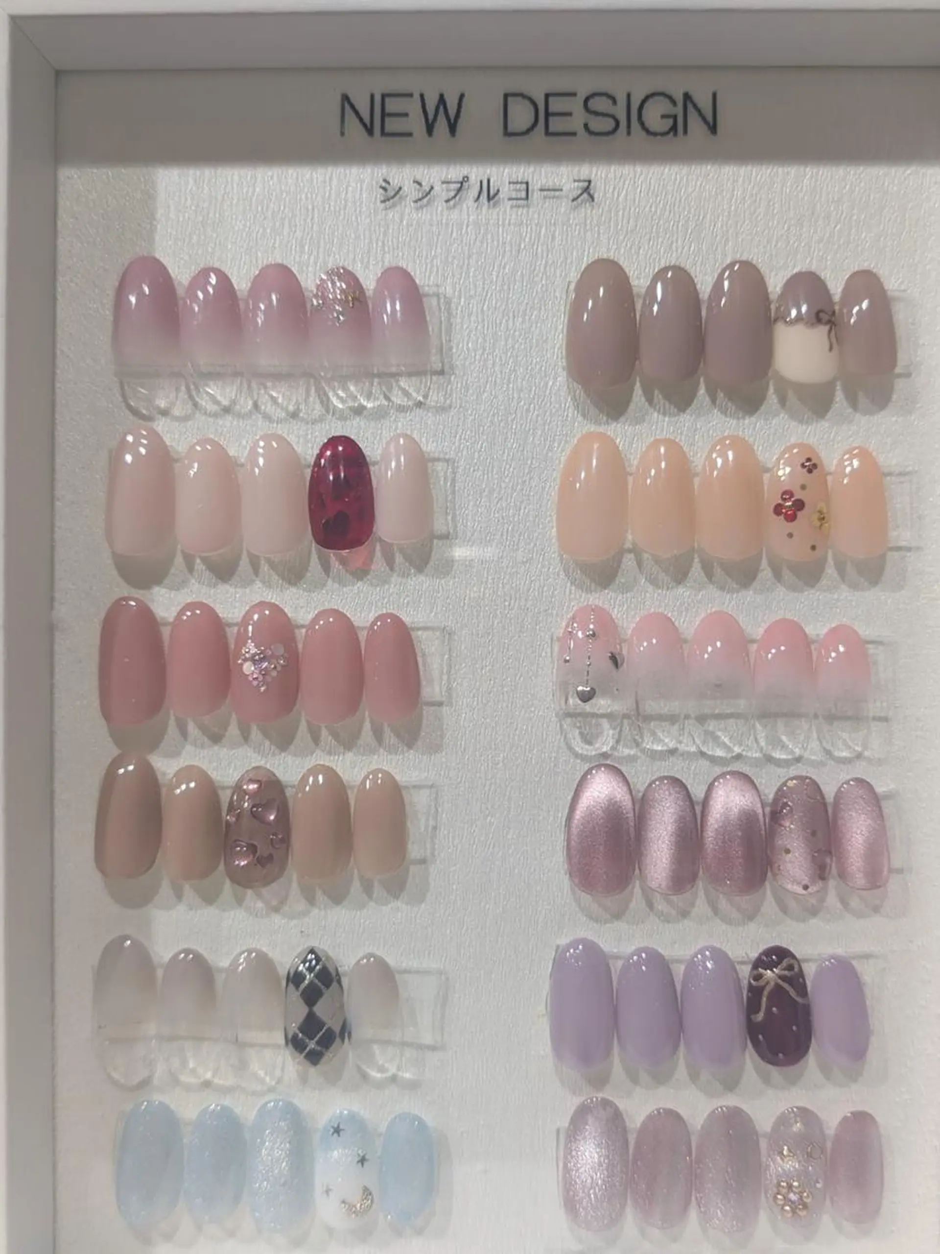 ネイル シンプルネイル Lisse銀座 Akuのネイルデザイン