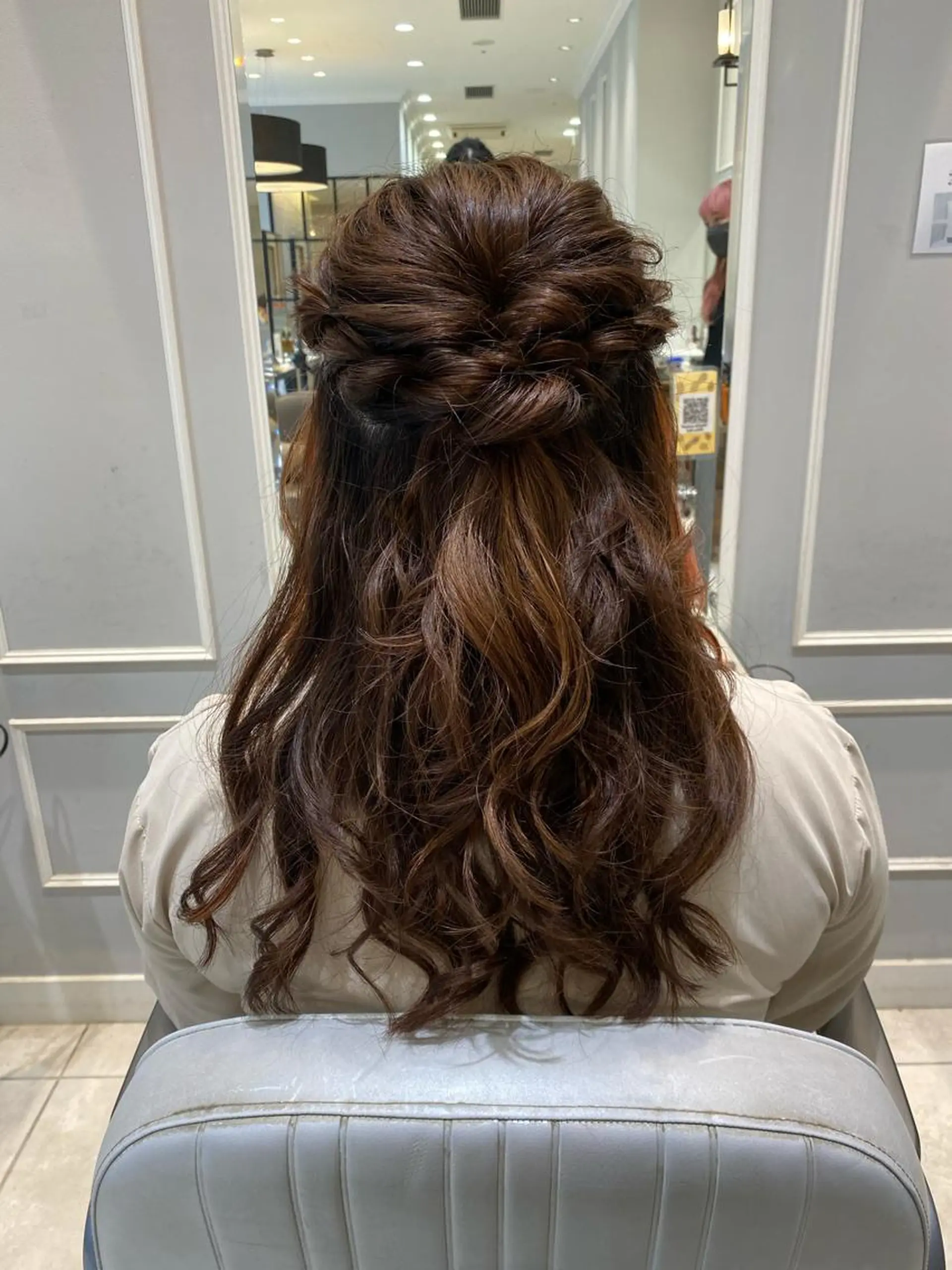 ヘアアレンジ ハーフアップ mira share salon所属・ブリーチカラー🐼 sayukiのヘアスタイル