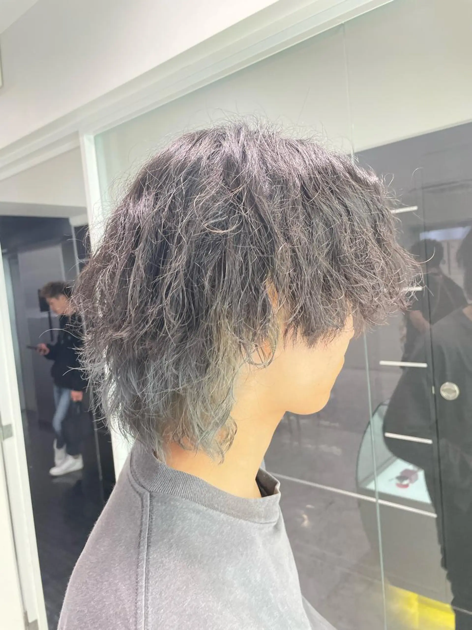 ショート カラー ヘアアレンジ メンズ カット ヘアカラー パーマ ヘッドスパ ヘアセット 顔まわりカット の達人のヘアスタイル