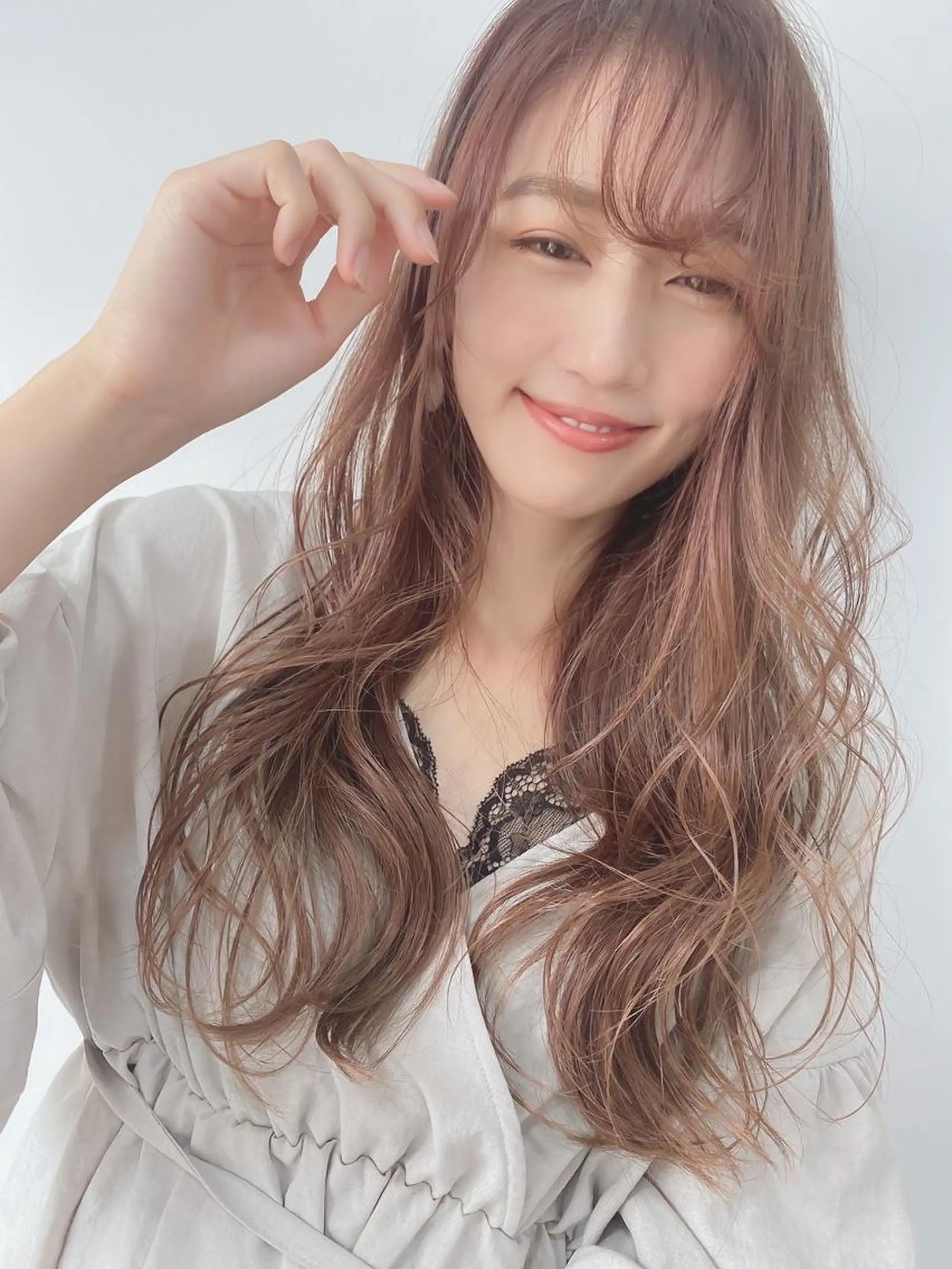 ロング カラー 透明感カラー イルミナカラー トリートメント ⭐️Shelter by TOKYO⭐️のヘアスタイル