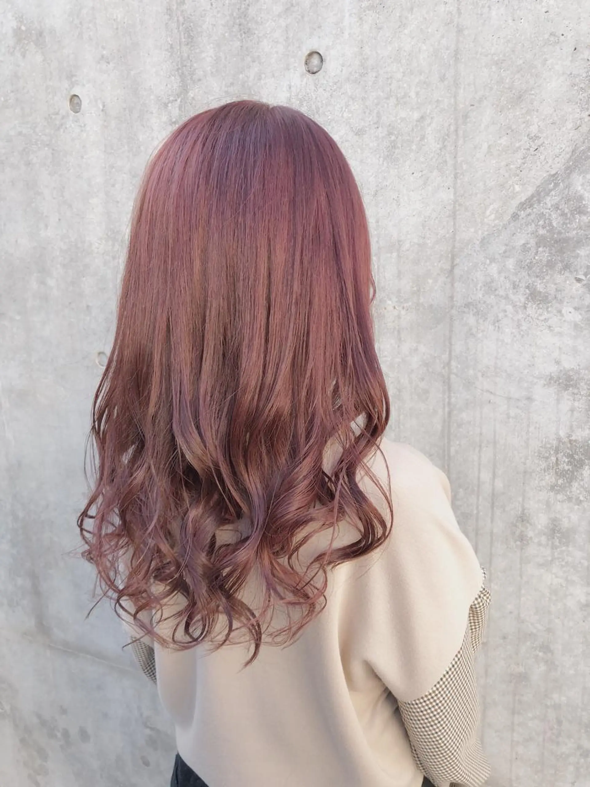 ロング カラー ヘアアレンジ メンズ キッズ 💟Chloe原宿店 🩶ハイトーンのヘアスタイル