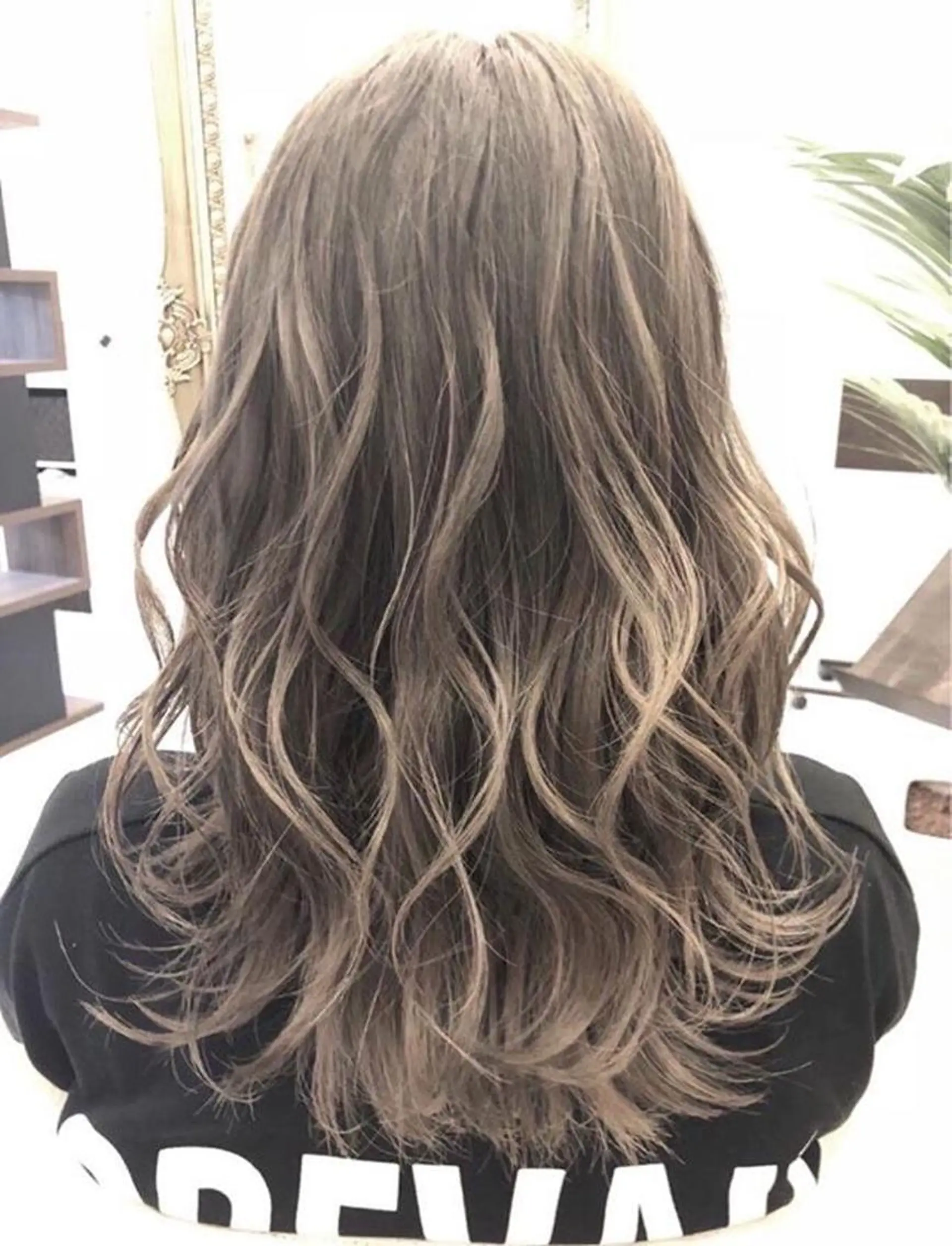 ロング カラー ヘアカラー トリートメント 🍀Moda by Grande🍀のヘアスタイル