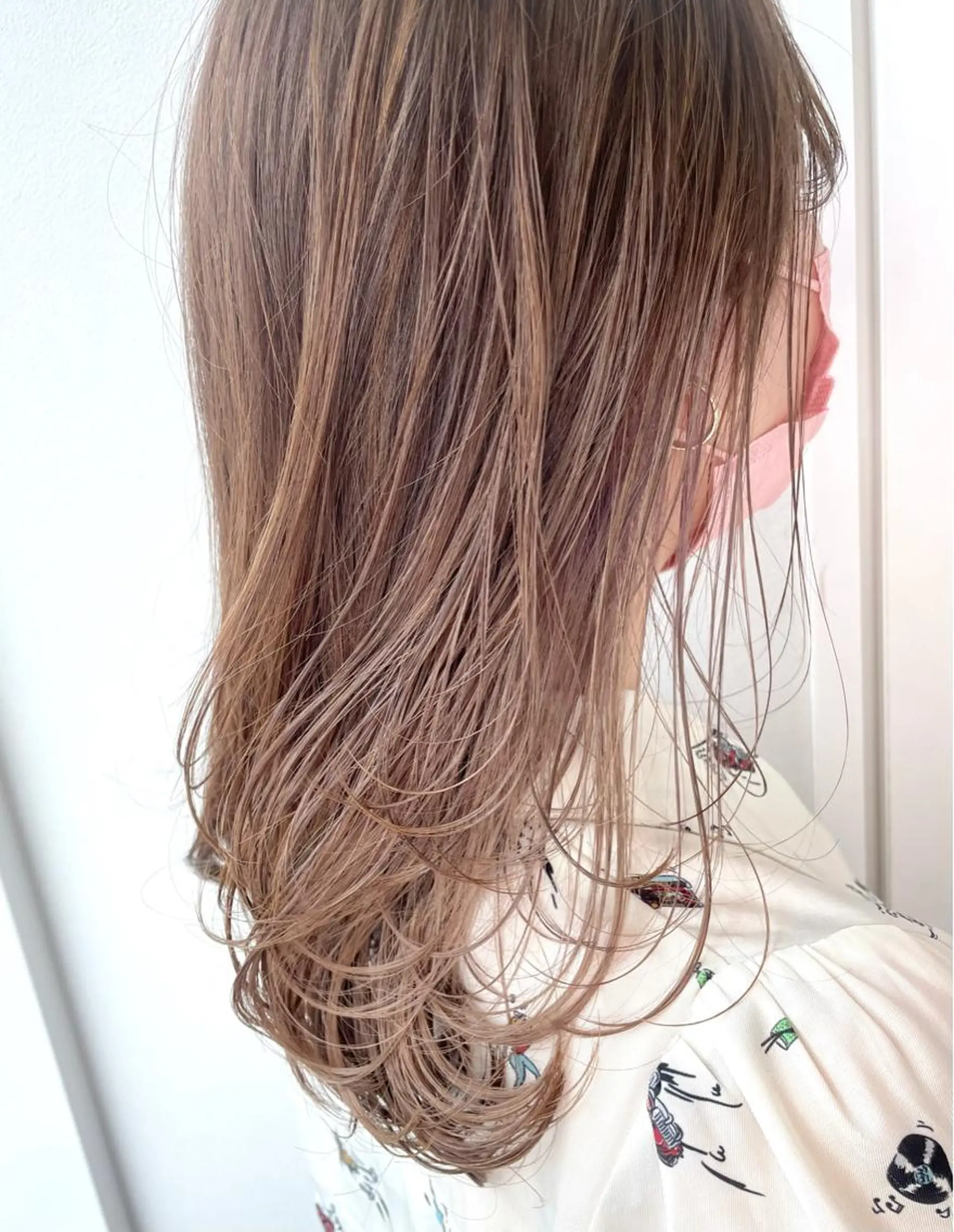 ミディアム ハイライト カット 髪質改善 赤み消しカラー山本のヘアスタイル