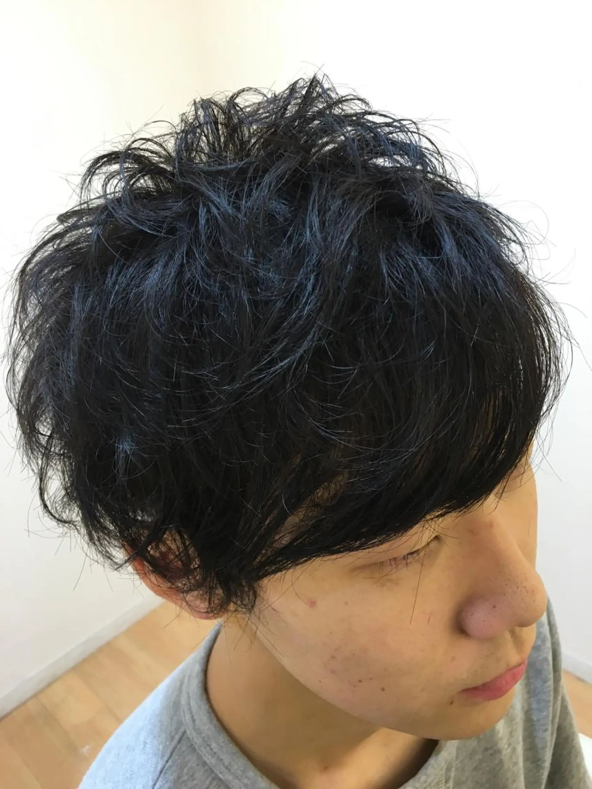 ショート パーマ メンズ くせ毛 メンズカット 三村洸斗のヘアスタイル