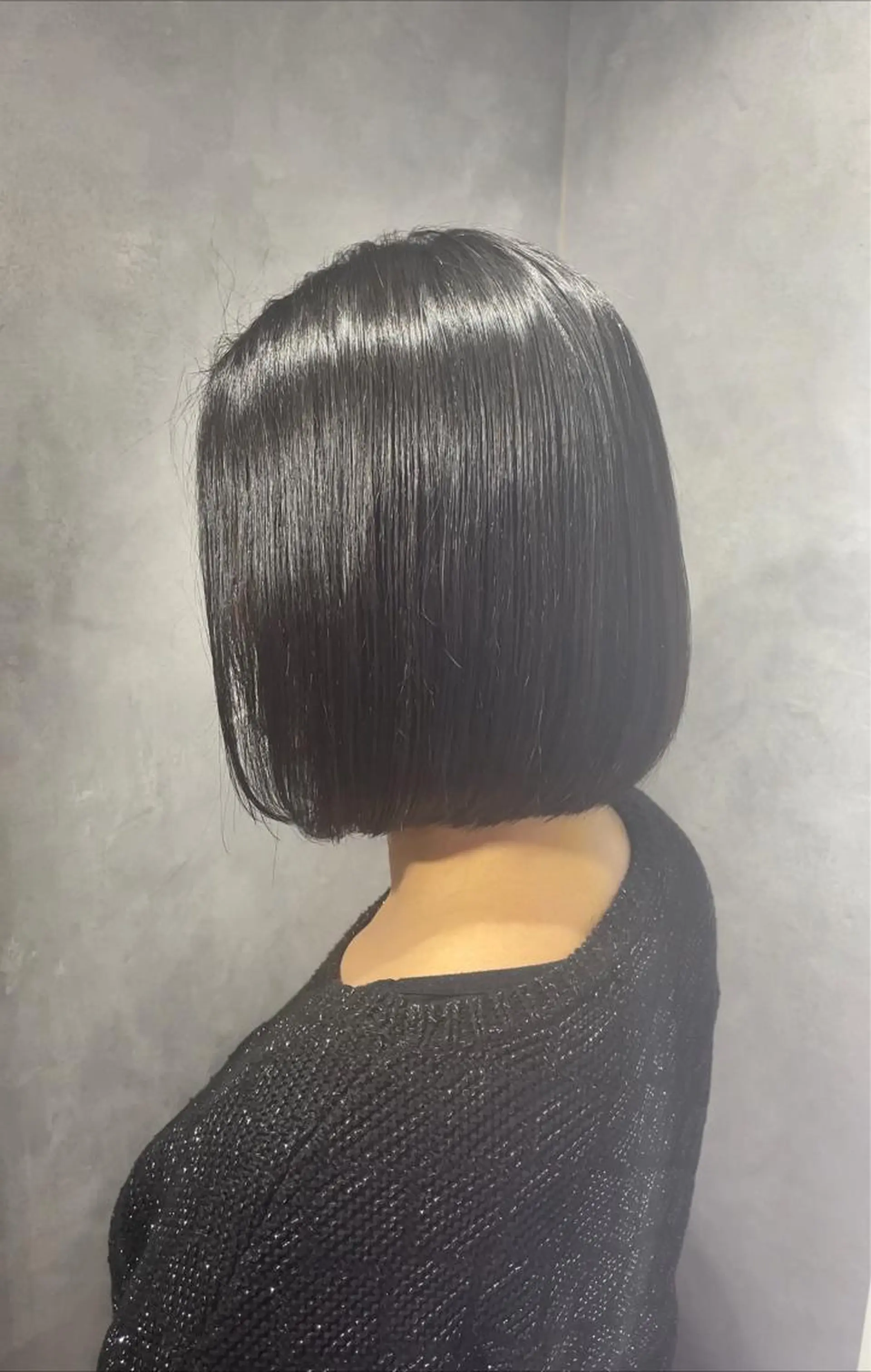 ミディアム ボブ ルネ所属・切りっぱなしボブ グレージュ/福田梢のヘアスタイル