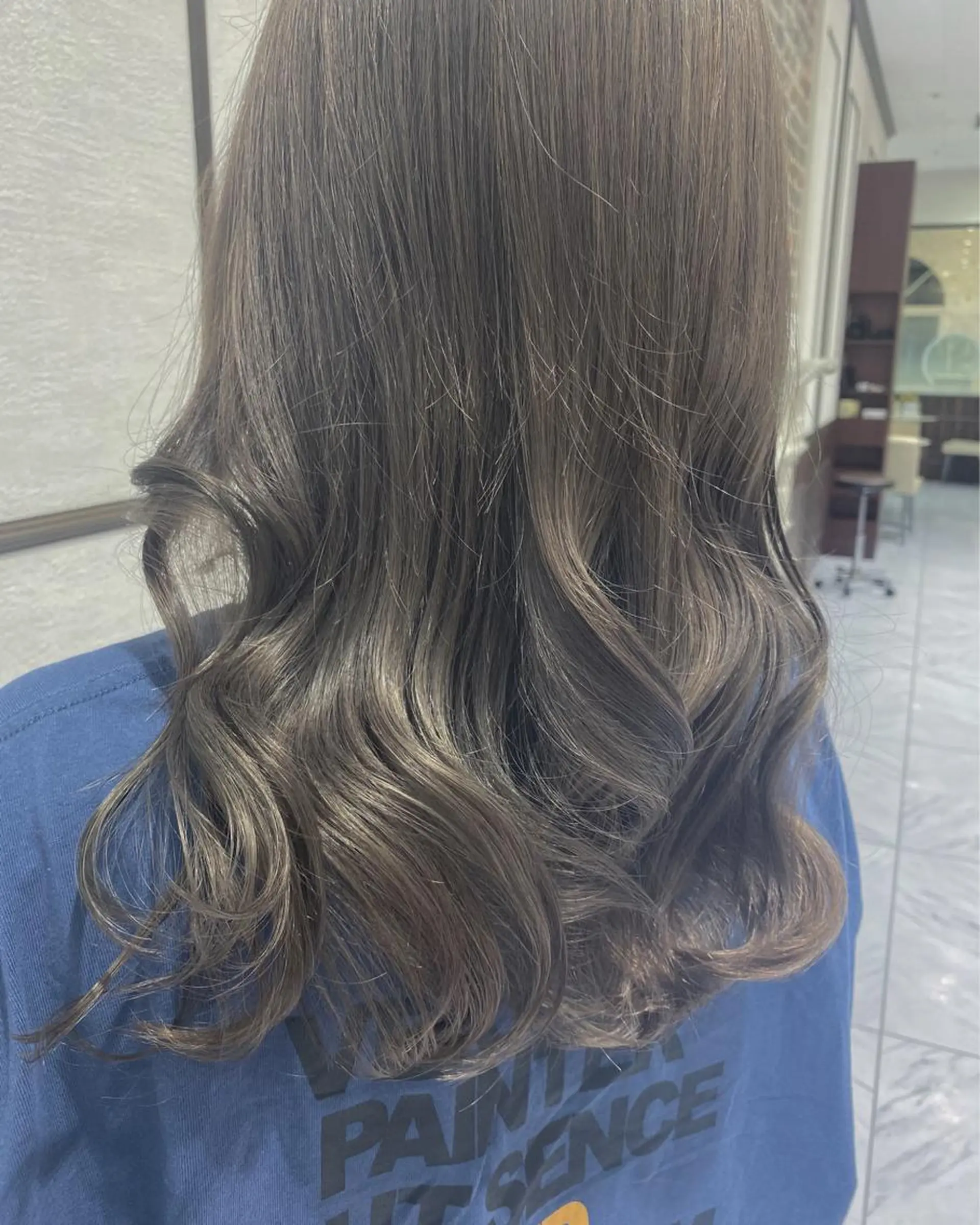 ロング 宮澤 美幸のヘアスタイル