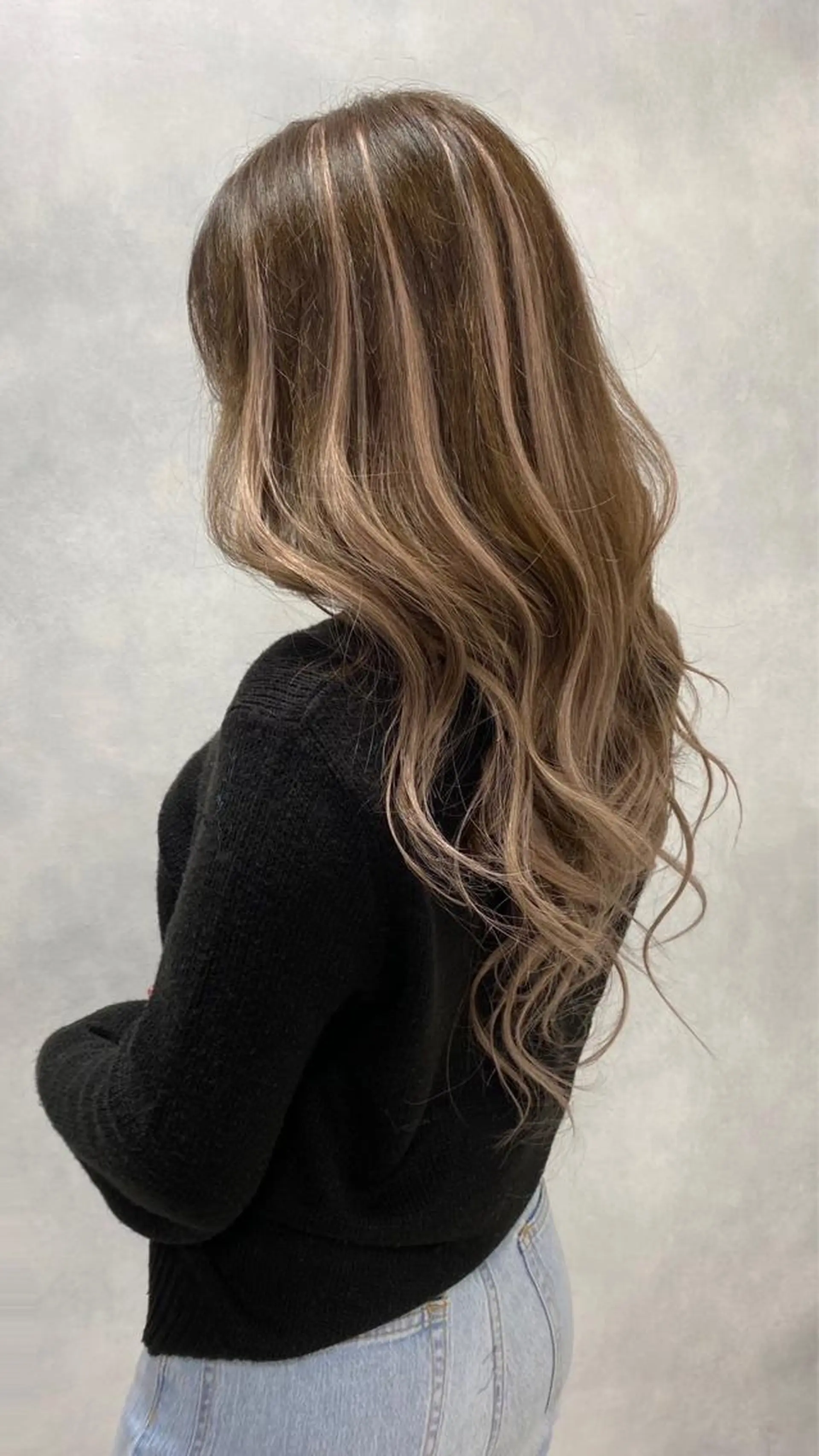 ロング カラー LUNTY NAMBA所属・艶ハイトーン👑♡ NATSUKIのヘアスタイル