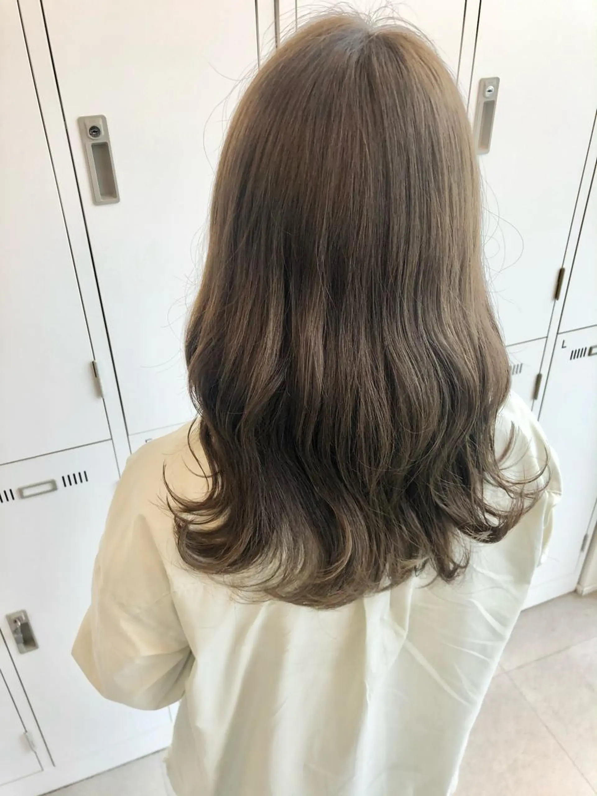 ロング カラー ベージュカラー Saori / さおりのヘアスタイル