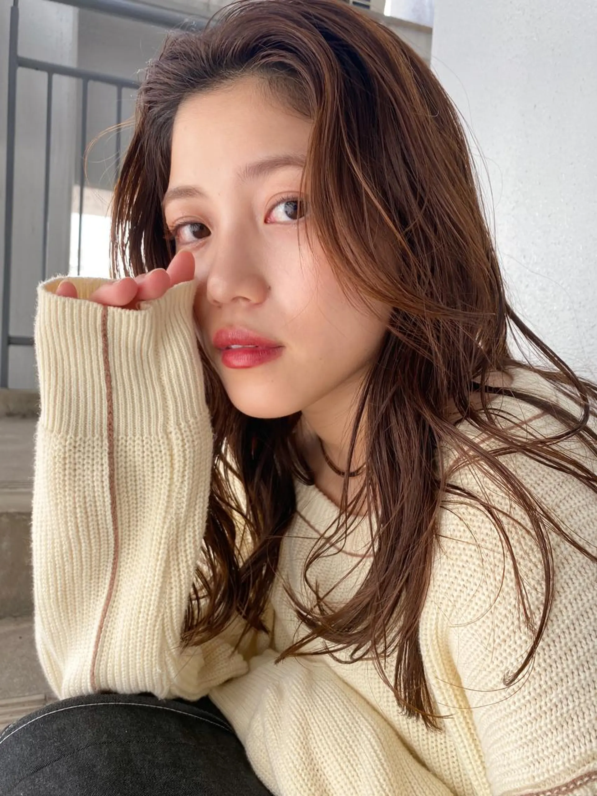 セミロング 🌼透明感艶カラー オリーブ🌼河村咲のヘアスタイル