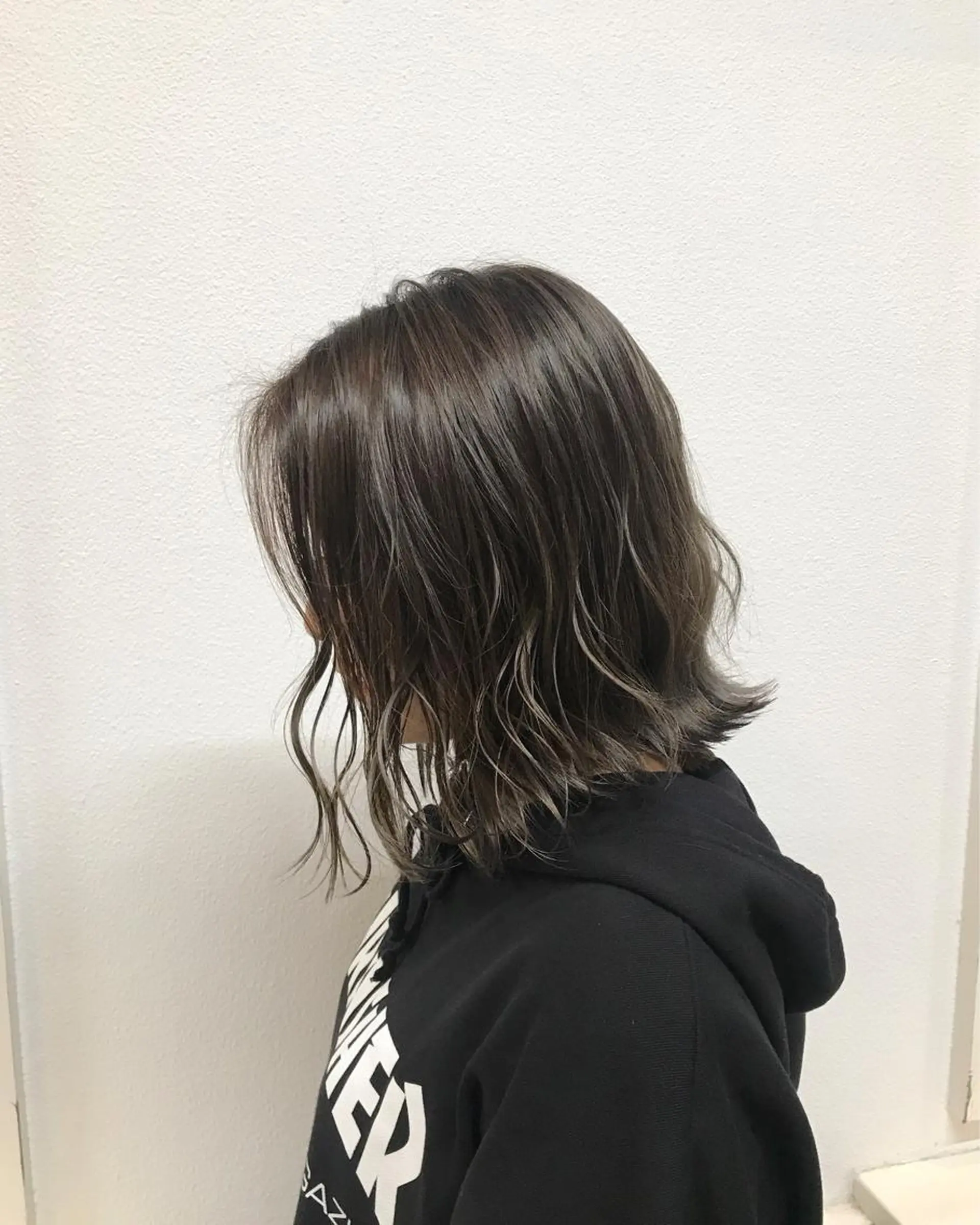 ショート カラー ヘアアレンジ ダークグレー ダークグレージュ グレージュ ハイライトカラー ハイライト カット ヘアカラー トリートメント GiseL天神カラー 髪質改善/ブリーチのヘアスタイル