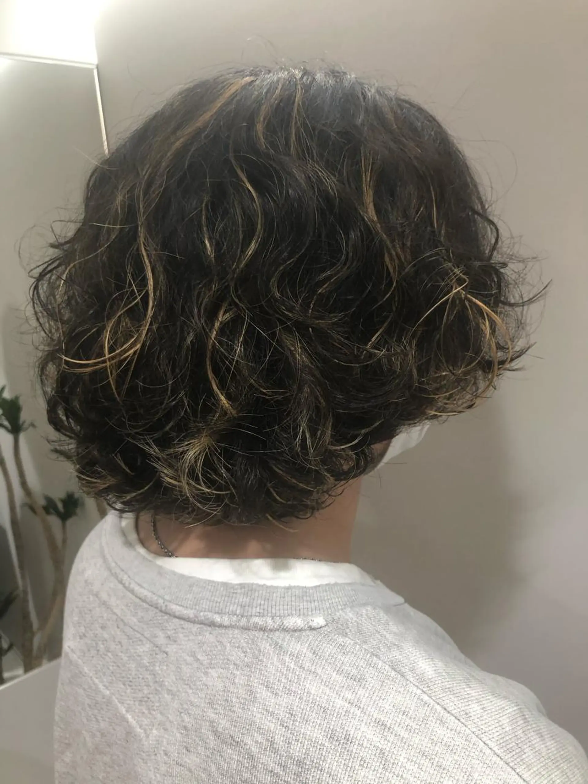 ショート 白土 さくらのヘアスタイル