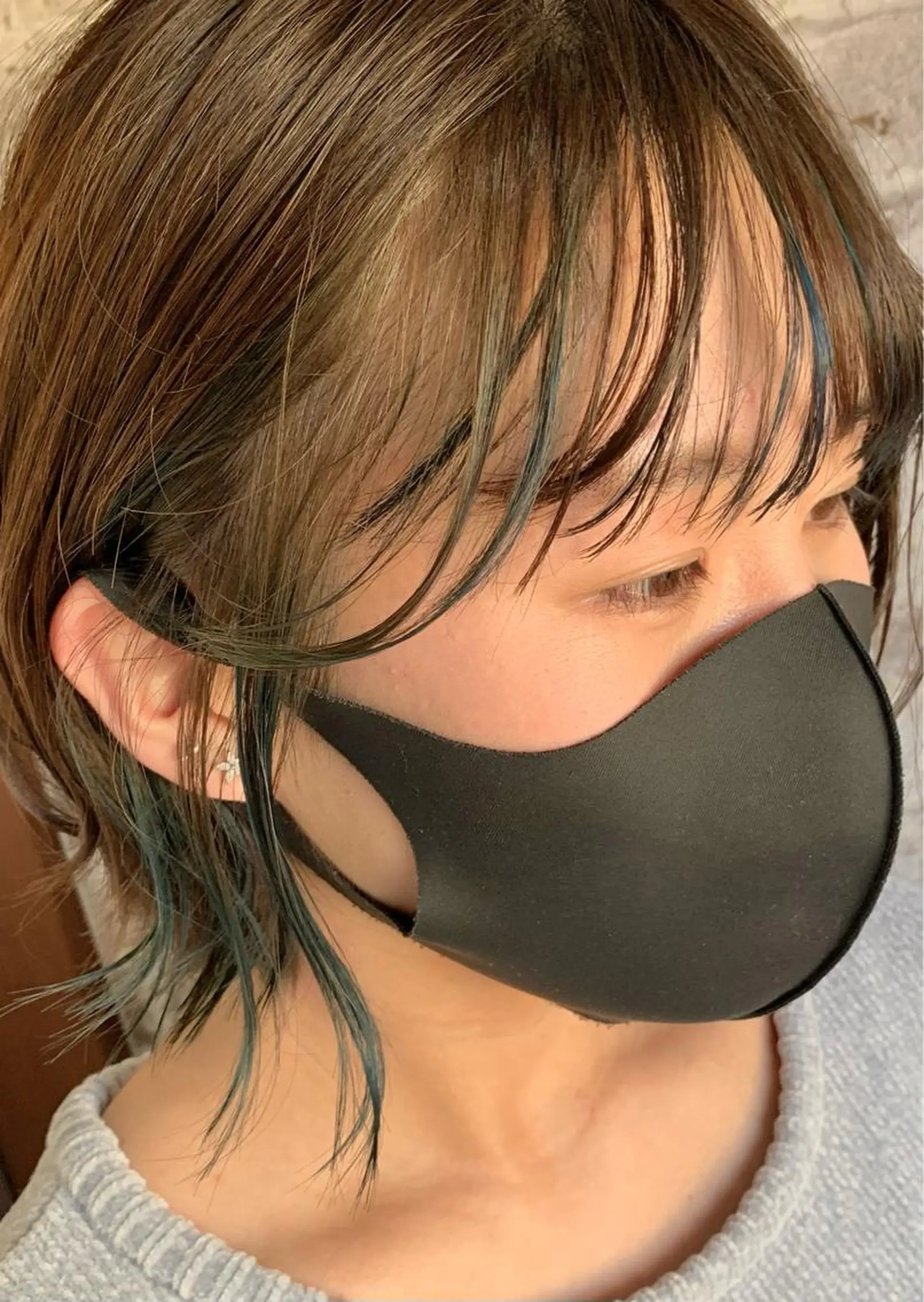 ショート カラー 三野 沙也のヘアスタイル