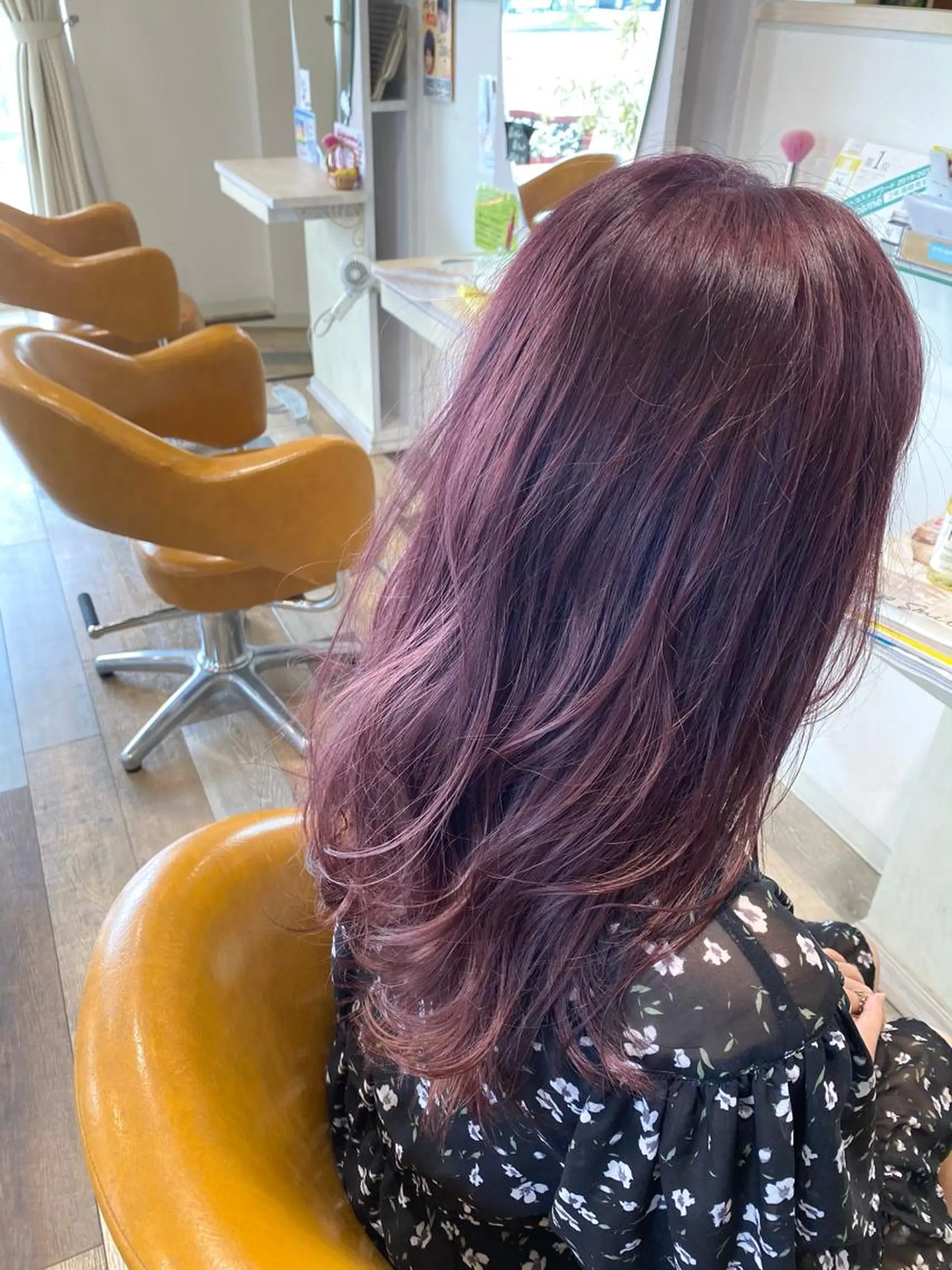 ロング カラー アディクシーカラー バレイヤージュ ブリーチ ケアブリーチ デザインカラー unpeu hair  二条所属・先着1名様限定 カット無料のヘアスタイル