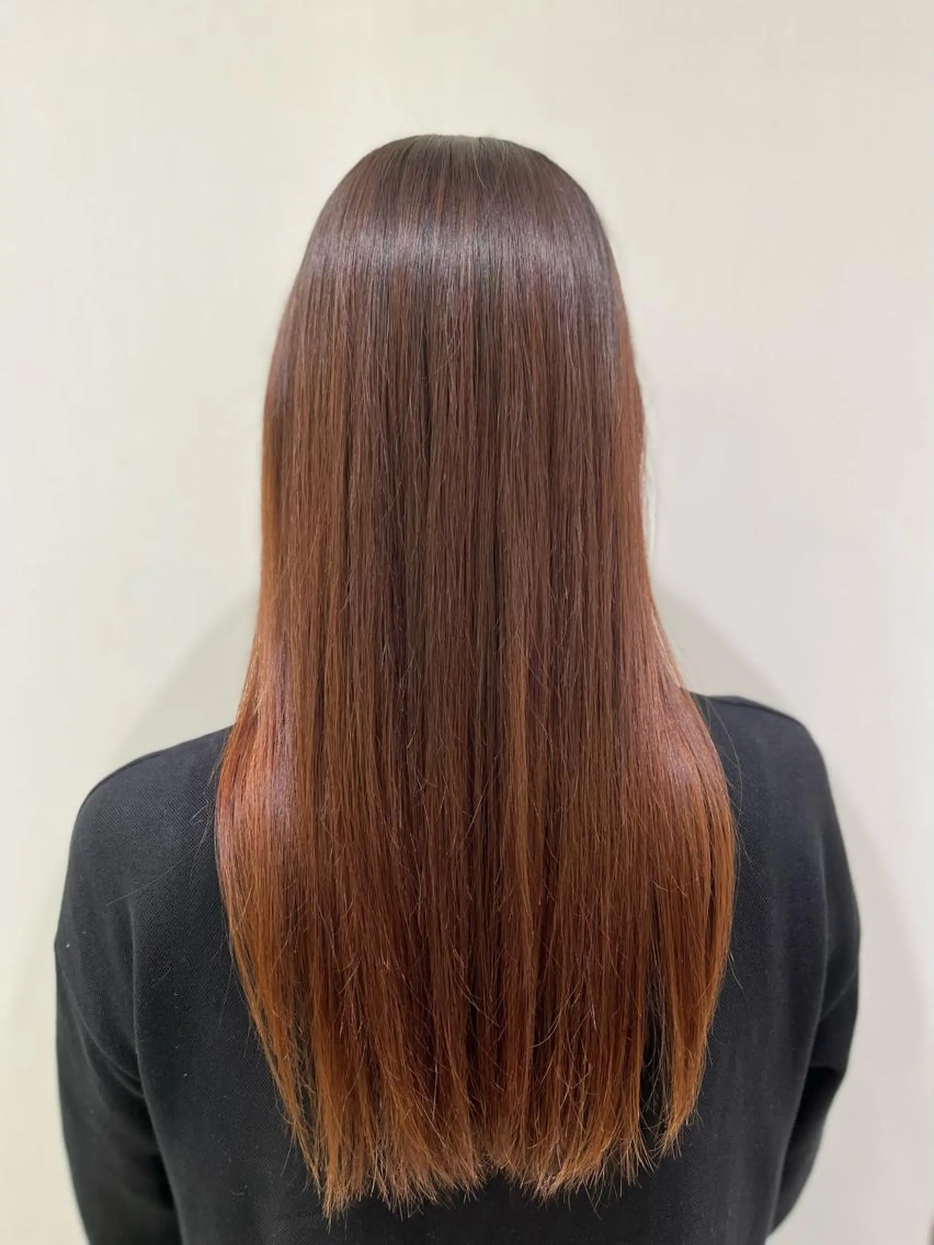 パーマ 伊佐 愛のヘアスタイル