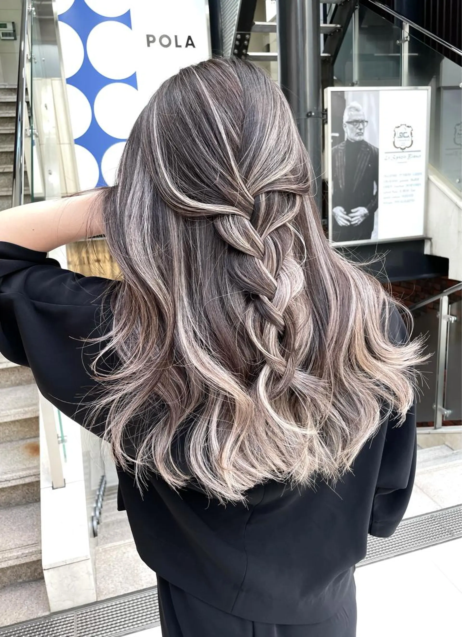 セミロング gisele所属・小山 一之のヘアスタイル