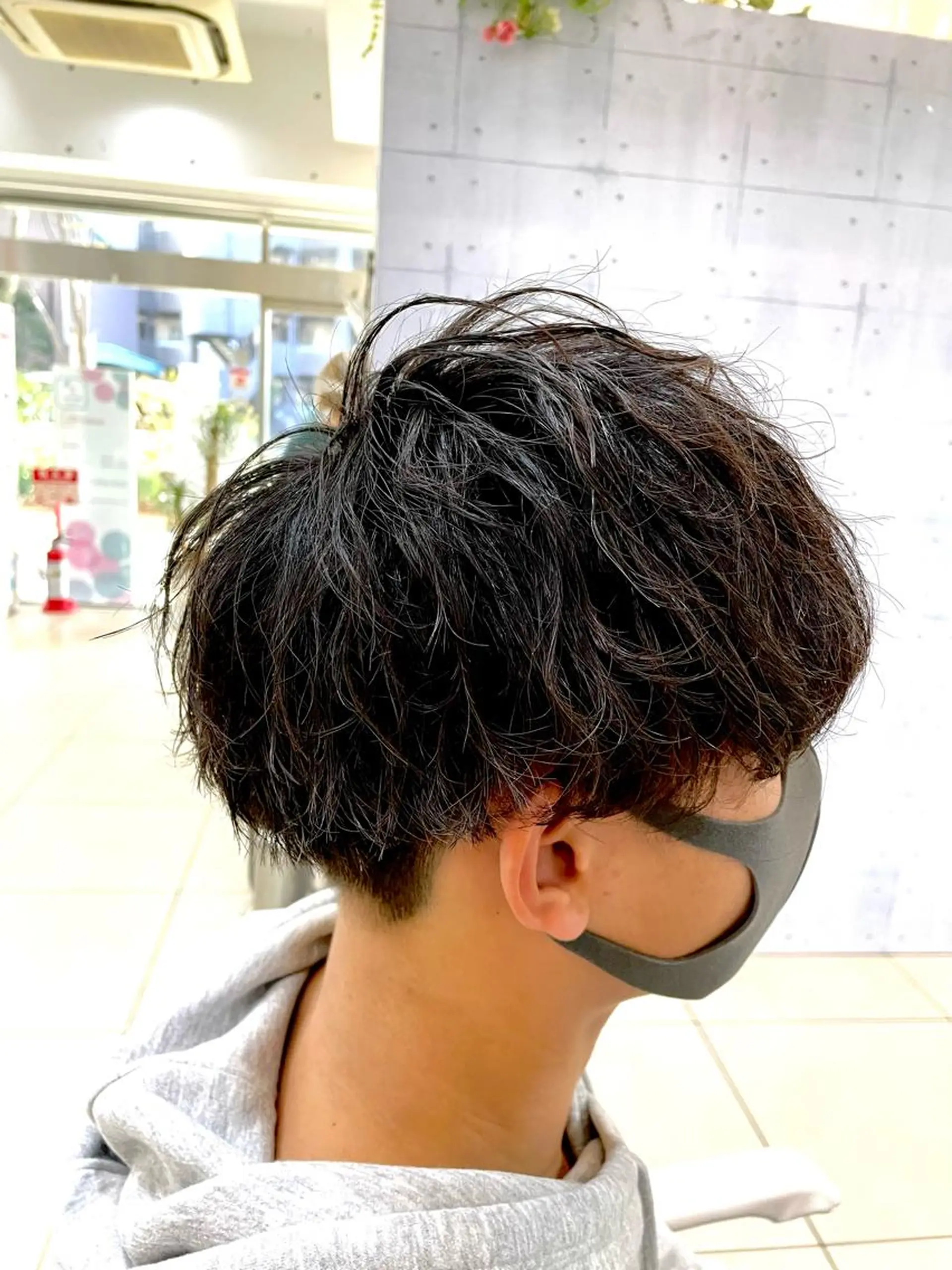 ショート パーマ メンズ マッシュ 髪質改善× ハイライト溝江のヘアスタイル