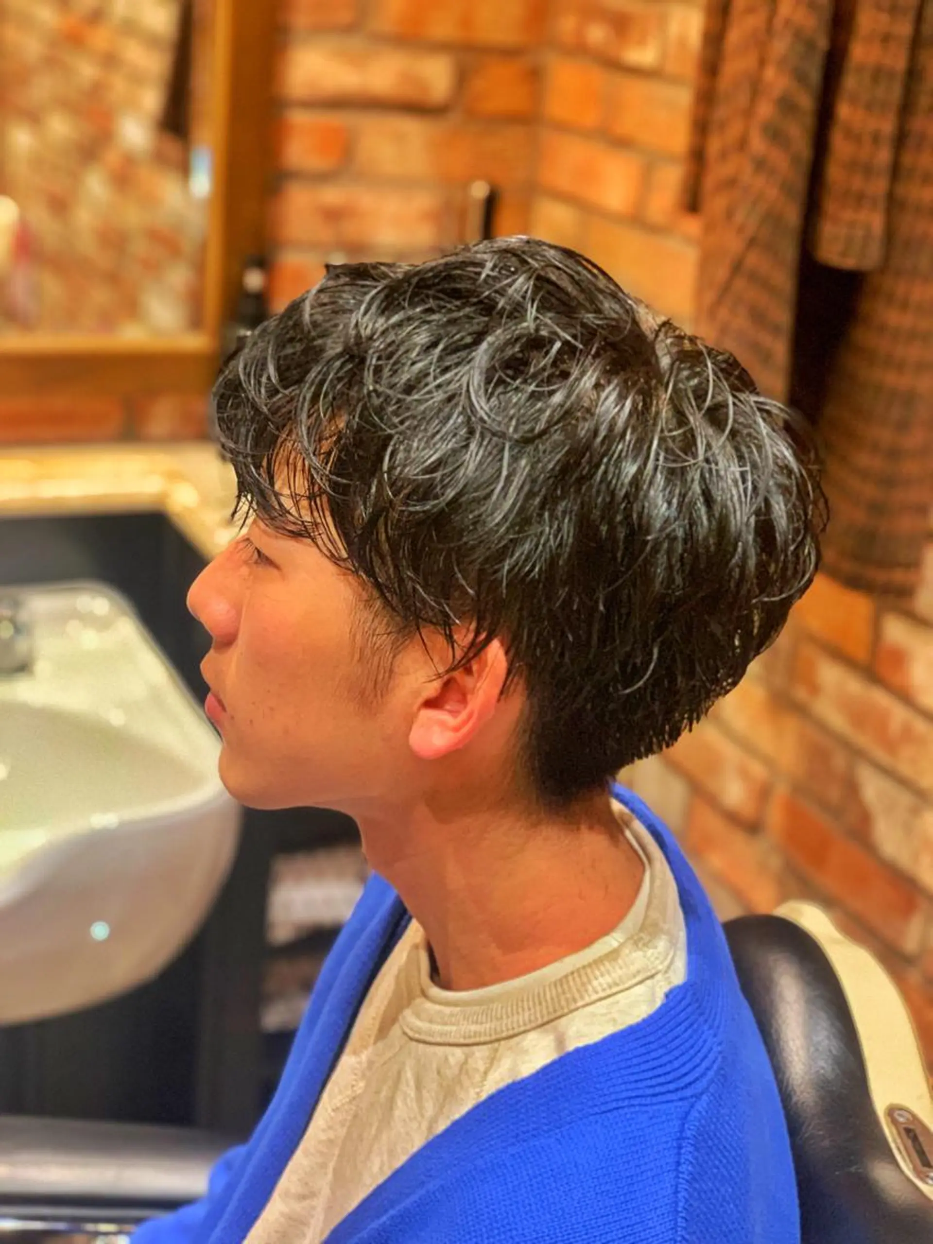 ミディアム パーマ HIRO  GINZA   PREMIUMBARBER パレスホテル東京店所属・行平 成穂のヘアスタイル