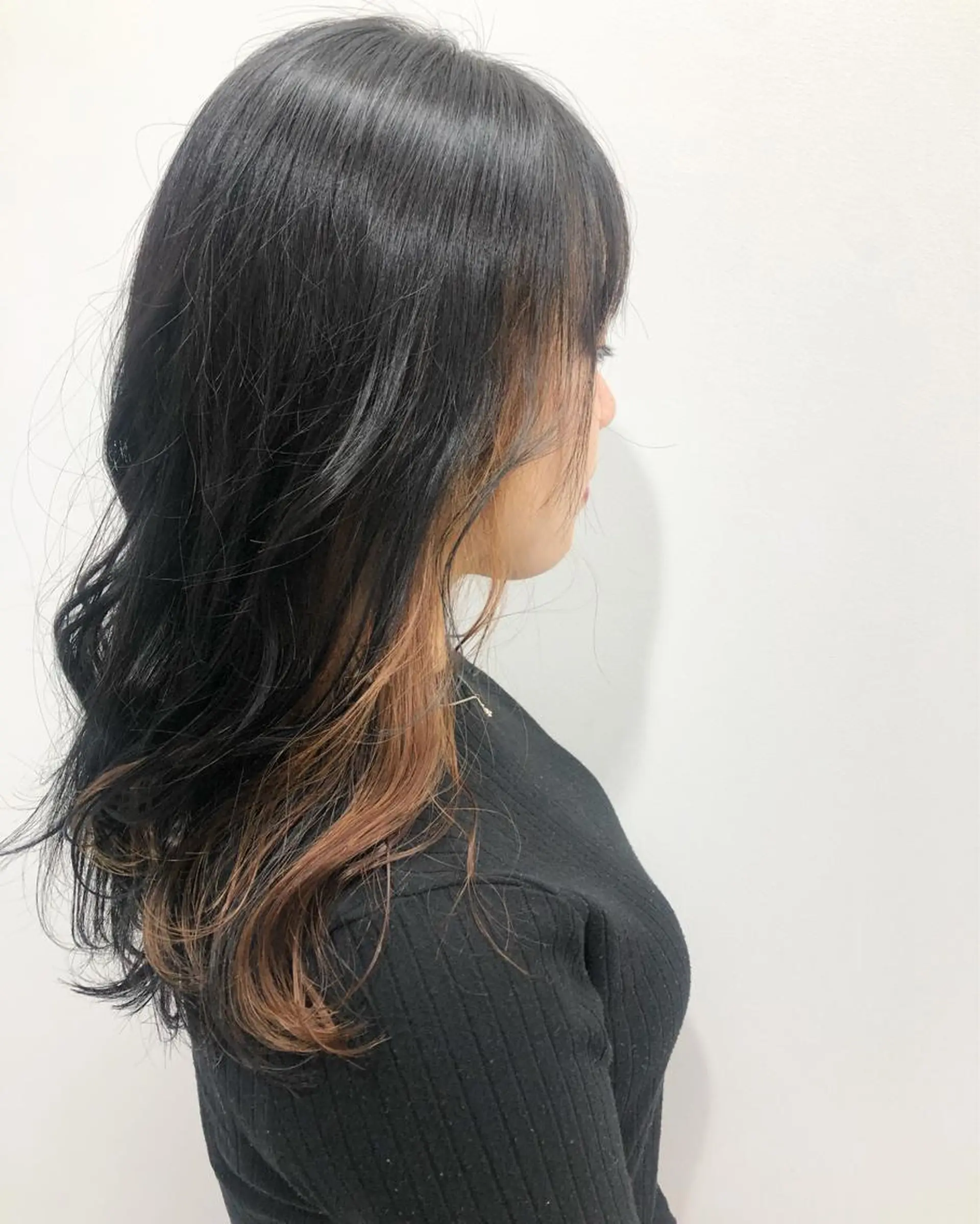 ロング カラー 宮本 円のヘアスタイル