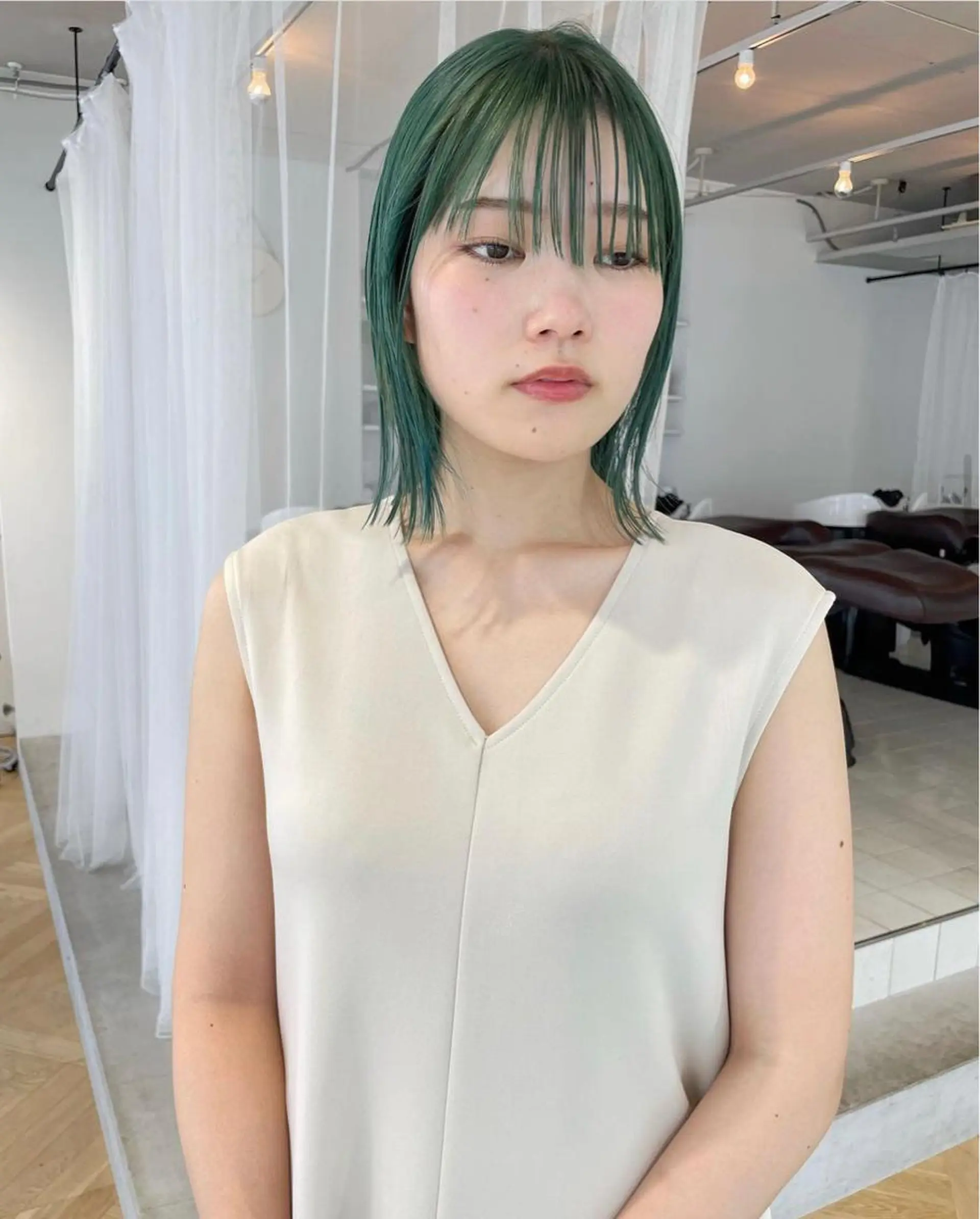 ミディアム 舟越 小百合のヘアスタイル