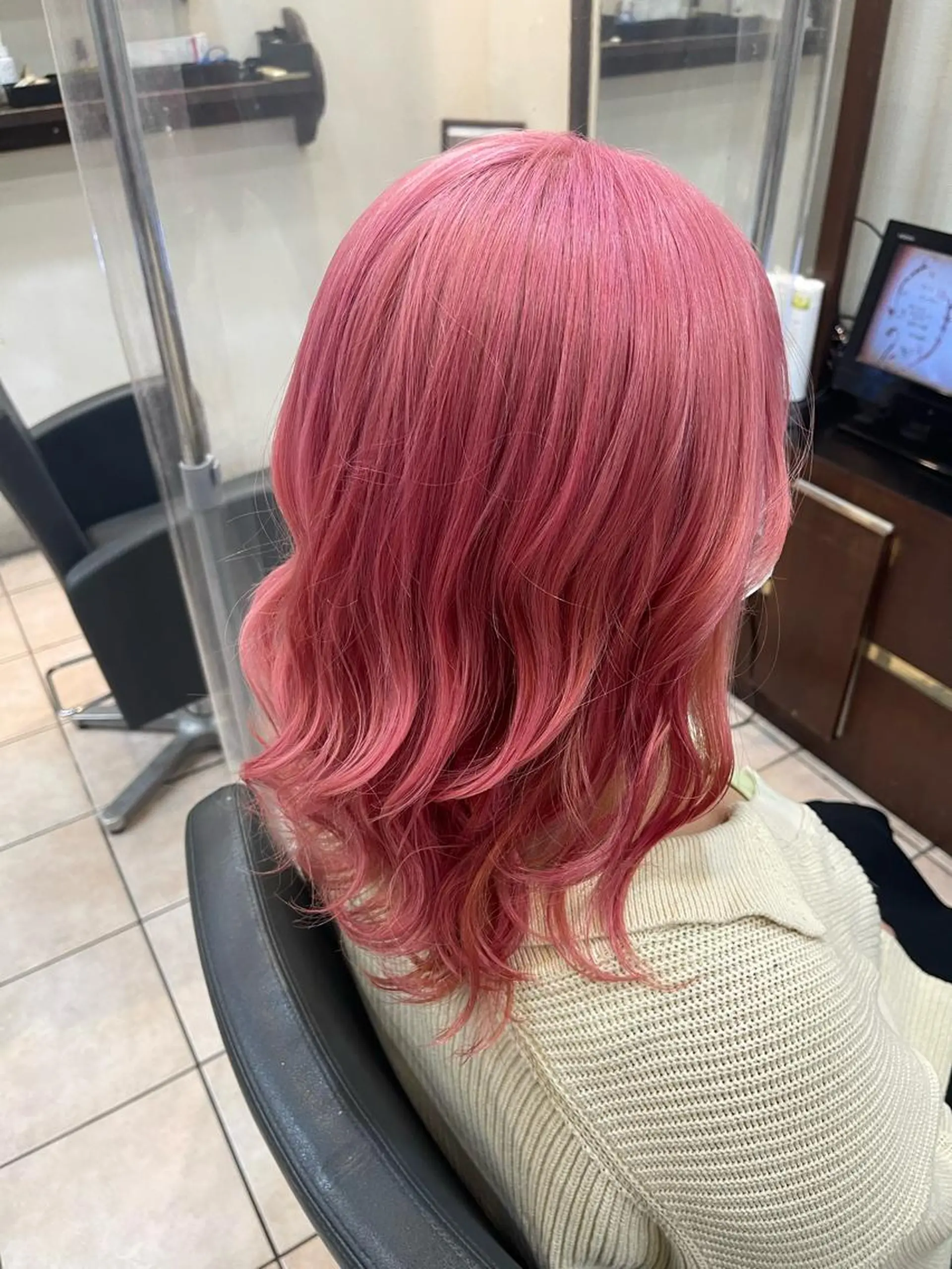 セミロング カラー ヘアカラー トリートメント Zina天王寺 CHIAKIのヘアスタイル