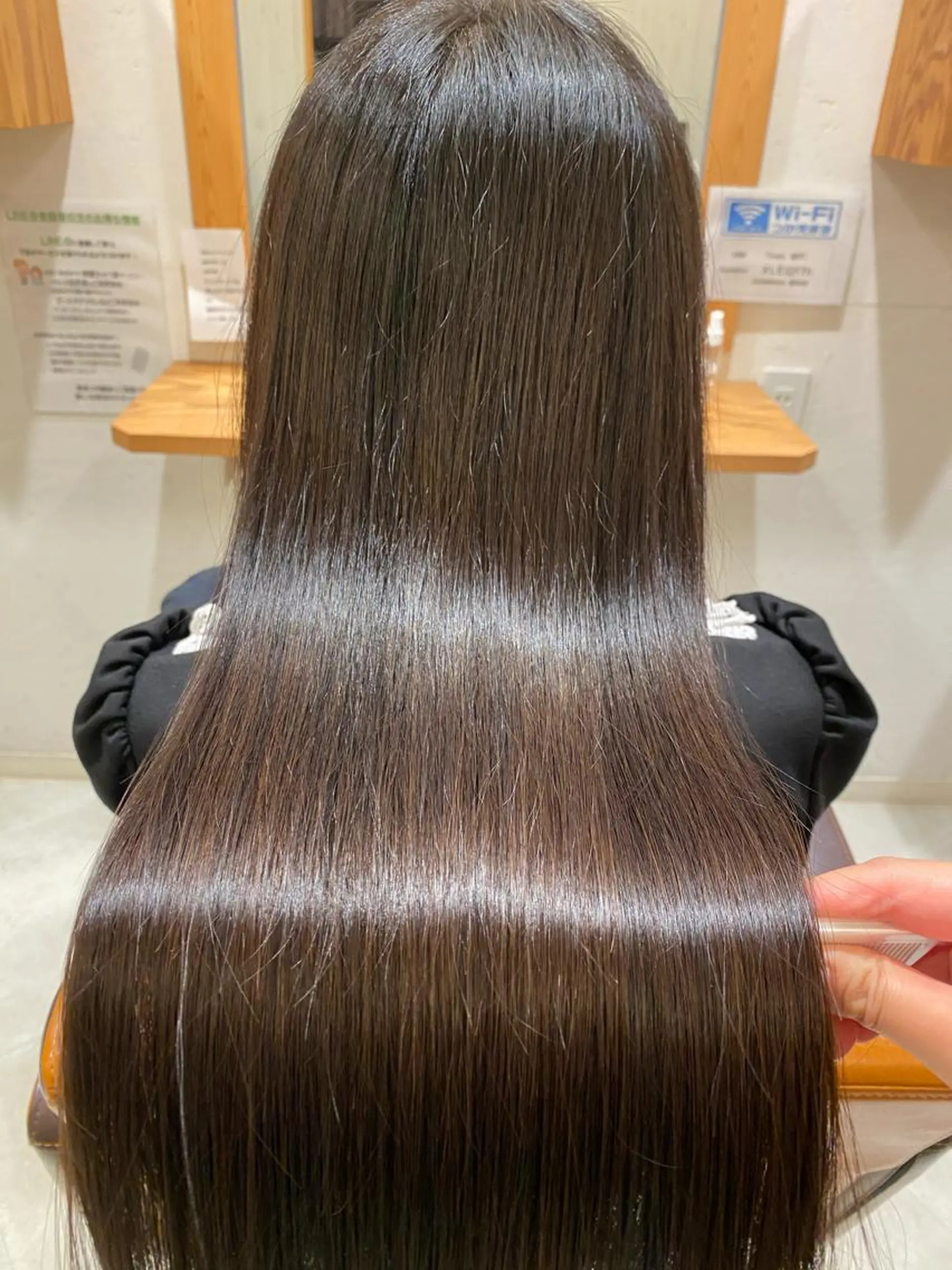 ロング カット 縮毛矯正 トリートメント 猪股 華乃のヘアスタイル