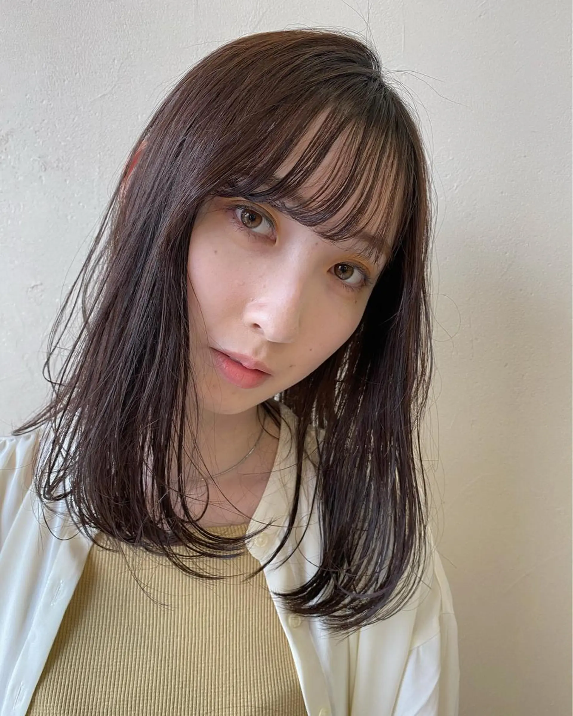 セミロング カット トリートメント 中岡 泉美のヘアスタイル