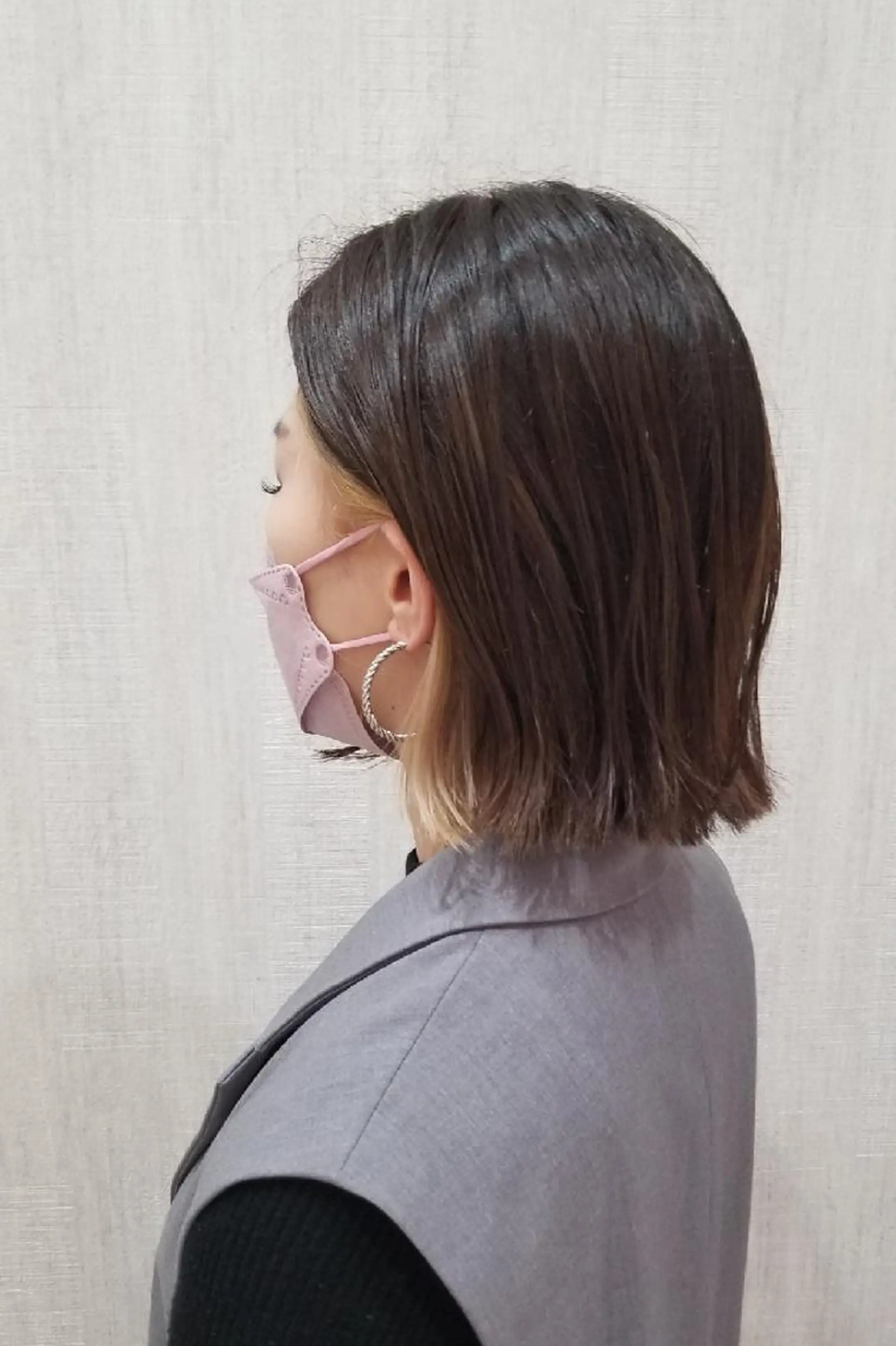 カラー ミディアム ベージュカラー インナーカラー カット ヘアカラー 顔周りレイヤーカット 髪質改善代表西村功平のヘアスタイル