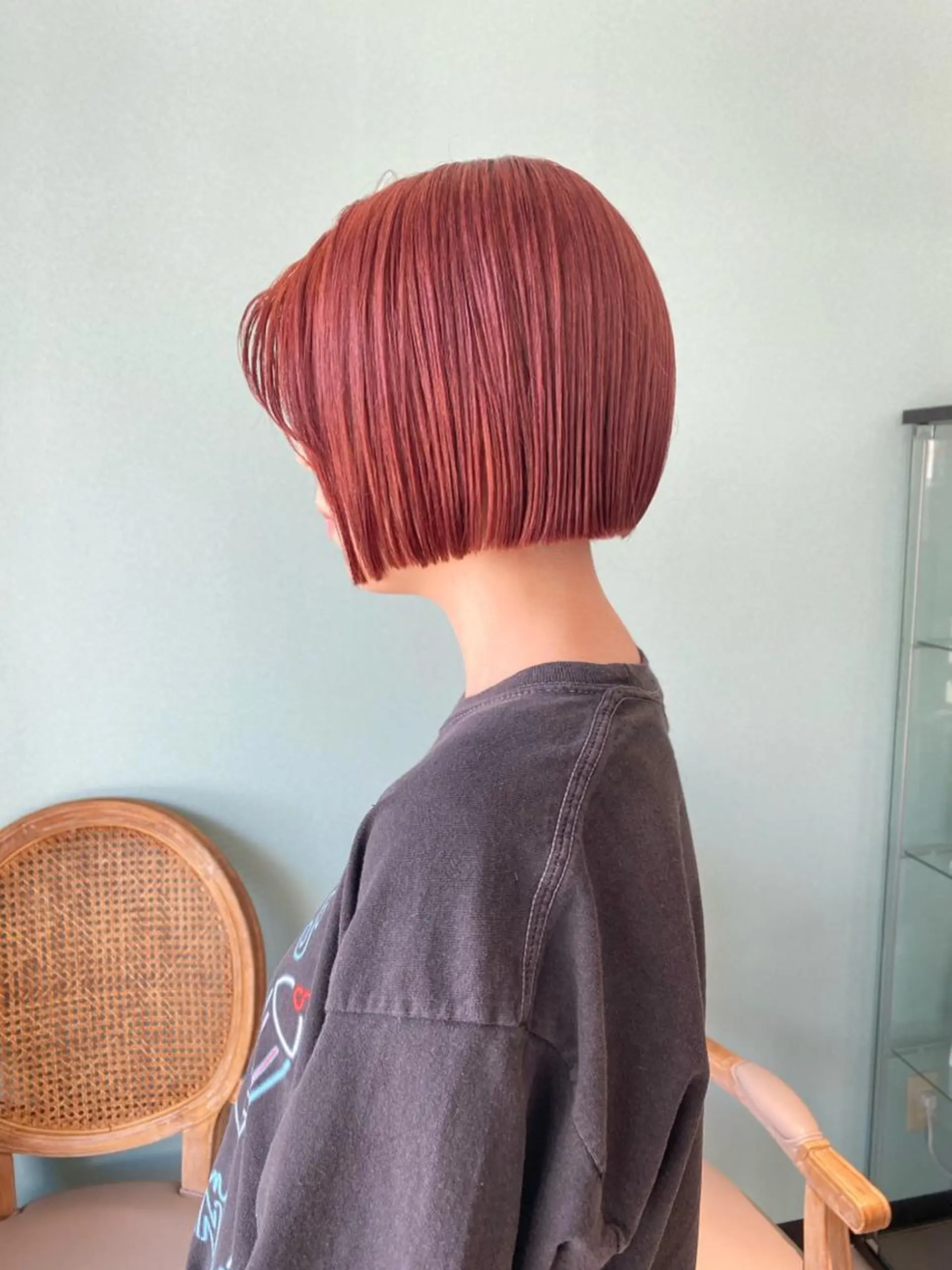 ショート カラー 藤井 貴美子のヘアスタイル