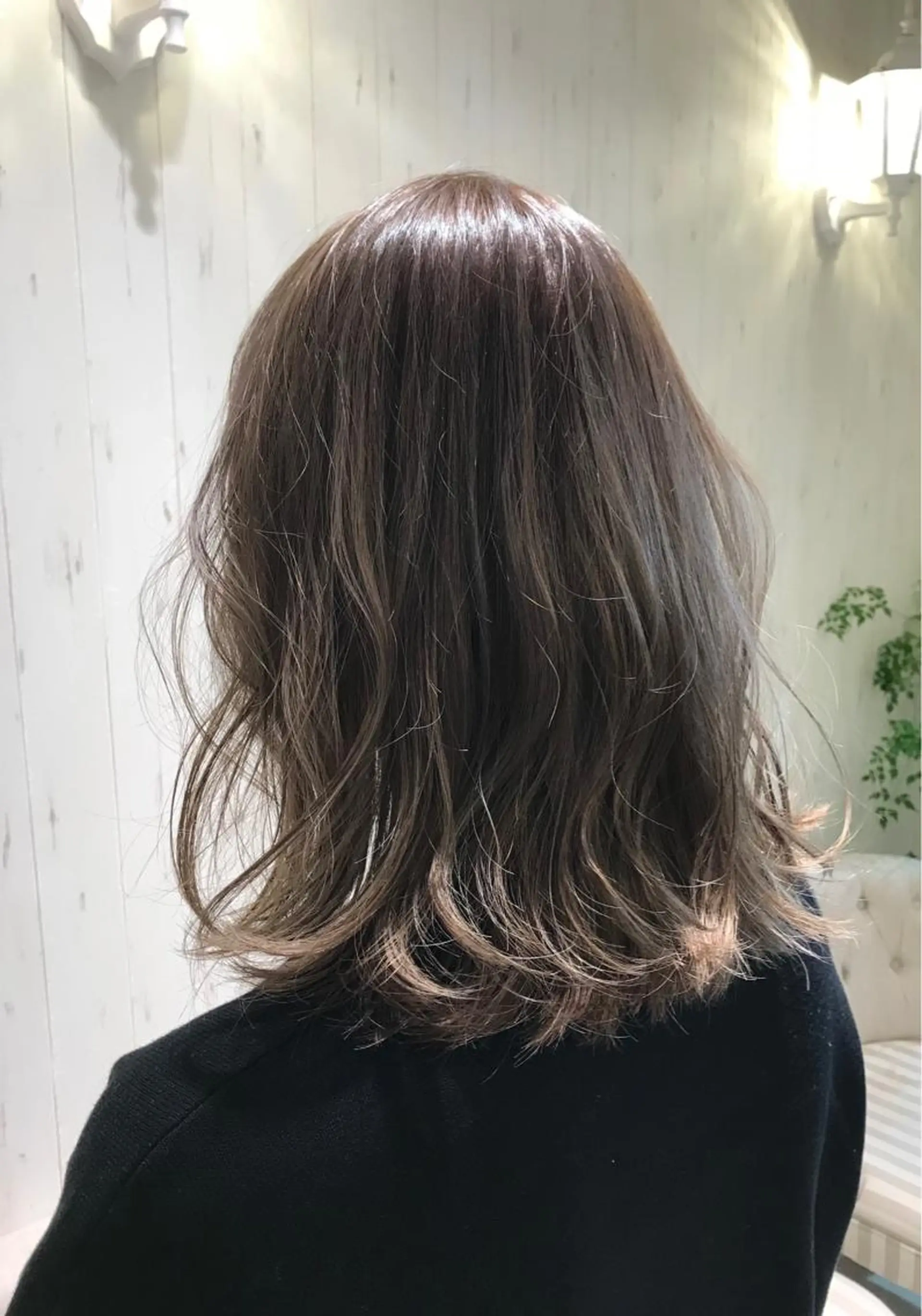 ミディアム カラー ベージュカラー イルミナカラー color coutureのヘアスタイル