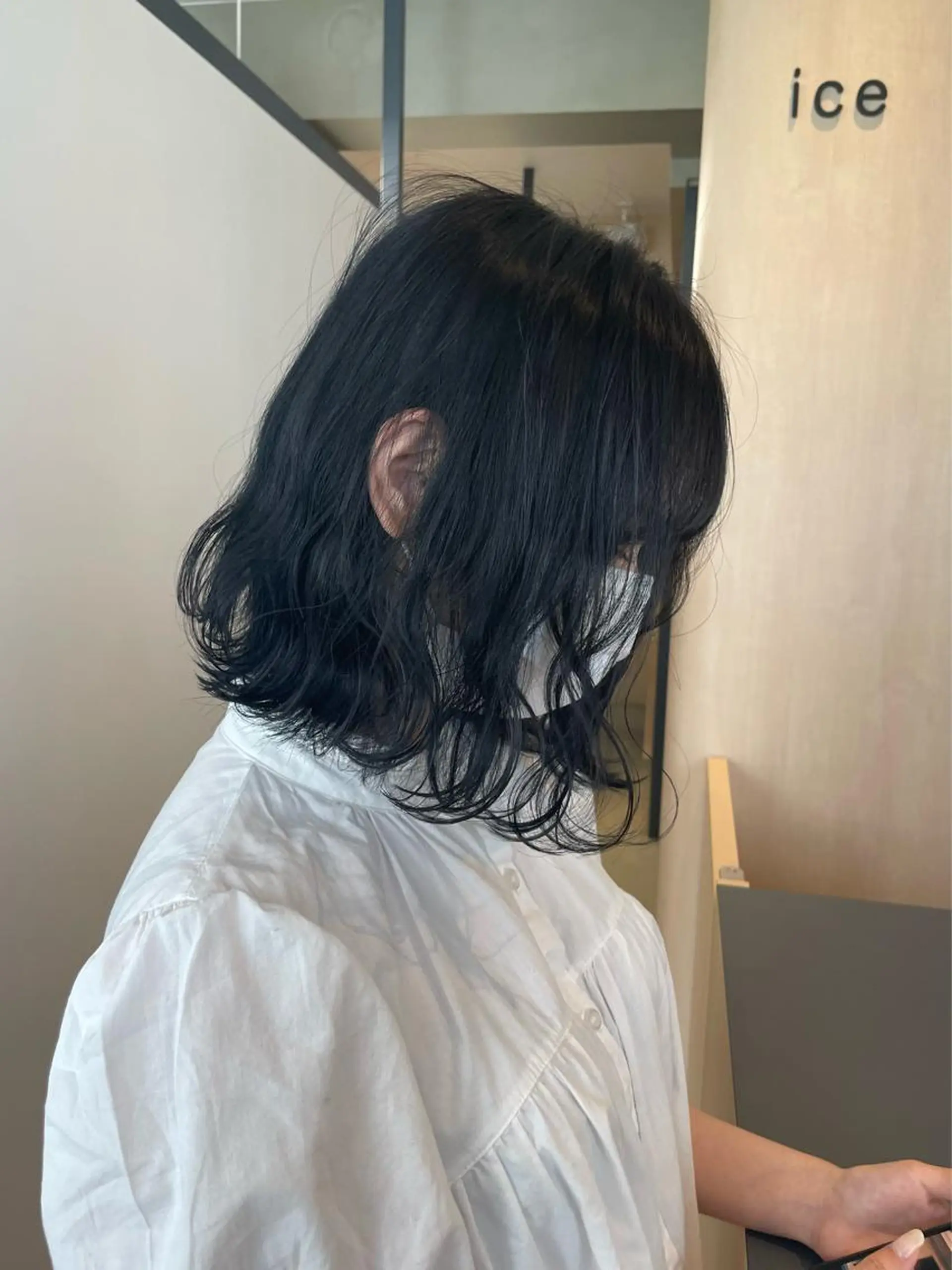 カラー 若月 あやかのヘアスタイル