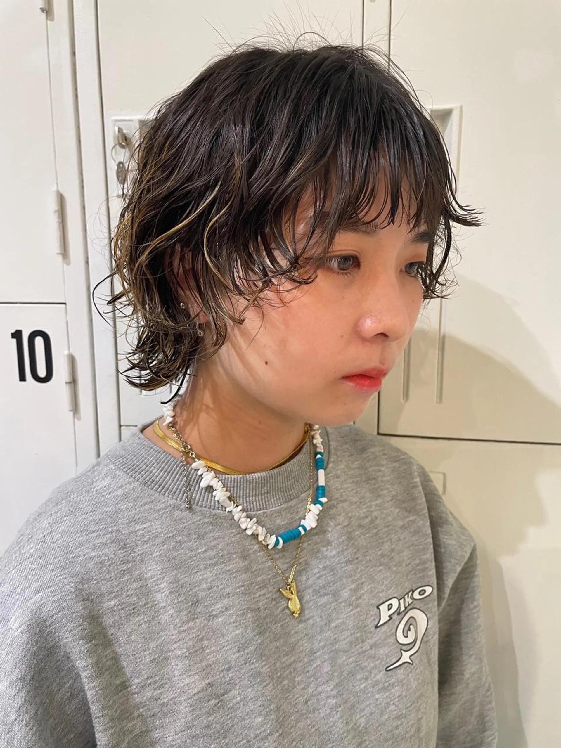ミディアム パーマ ミディアムパーマ ウルフカット ウルフ/似合わせ レイヤー/RIHOのヘアスタイル