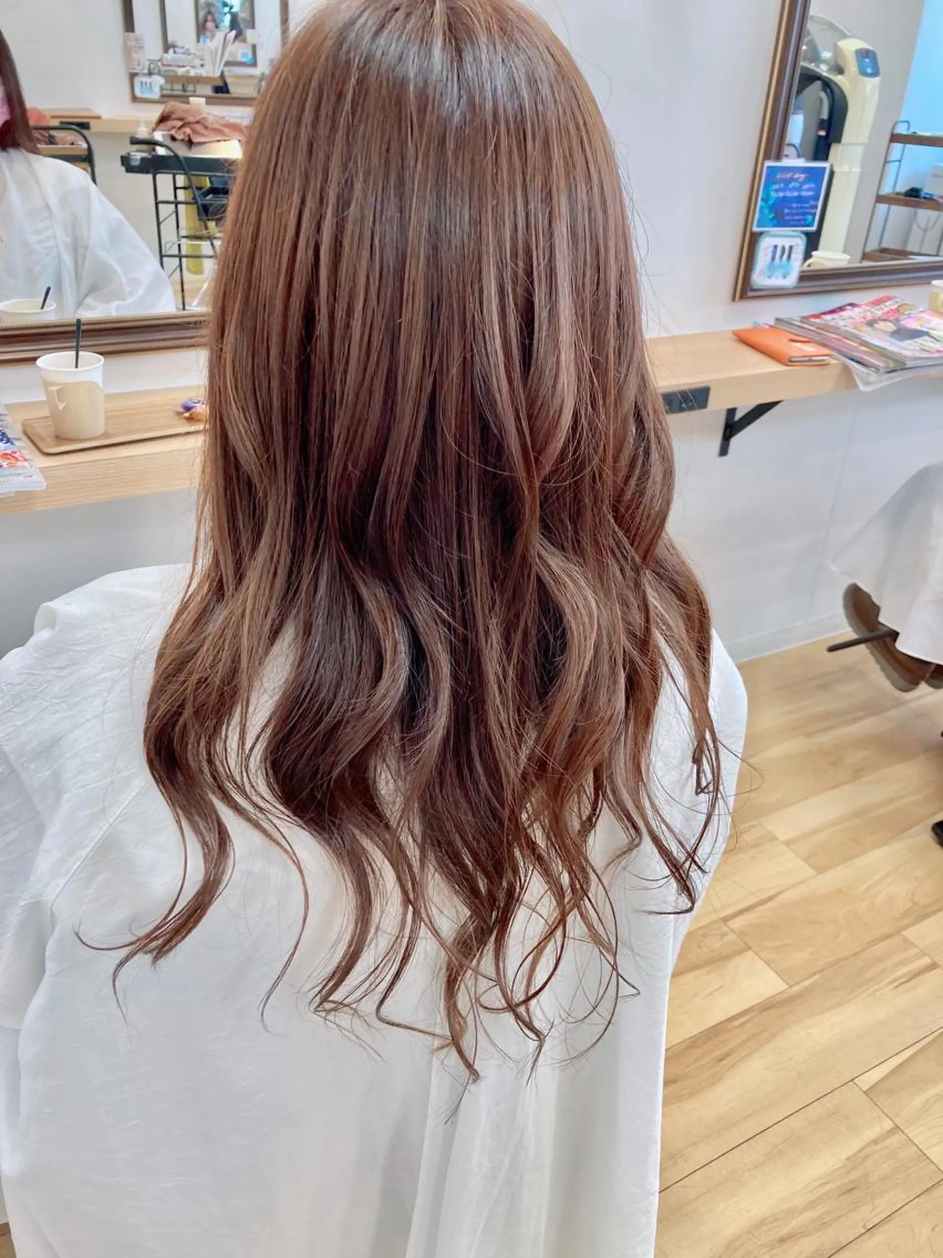 ロング カラー ブラウンカラー モカブラウン オーガニックカラー カット パーマ トリートメント 大野 まゆのヘアスタイル
