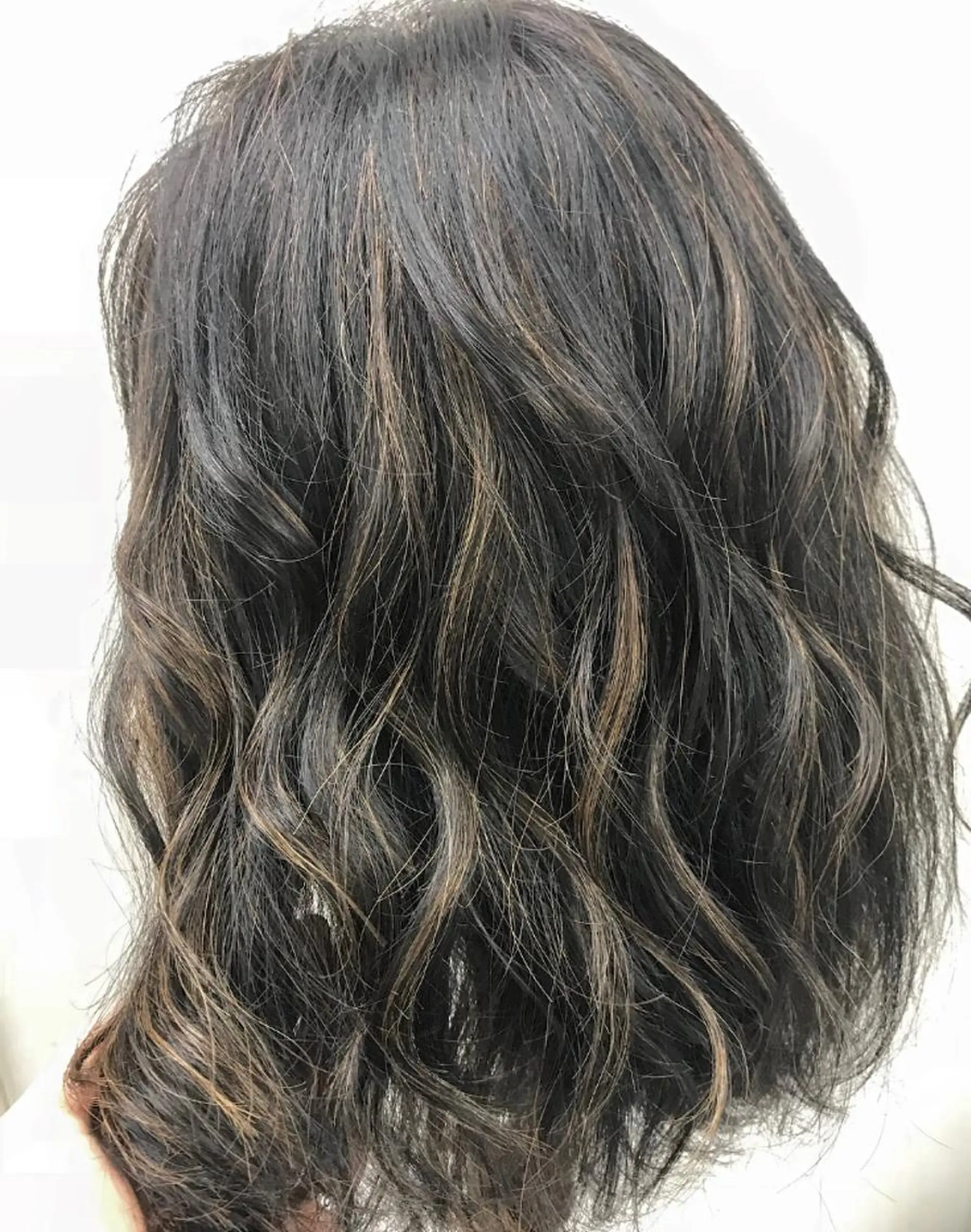 セミロング カラー ハイライトカラー ハイライト color coutureのヘアスタイル