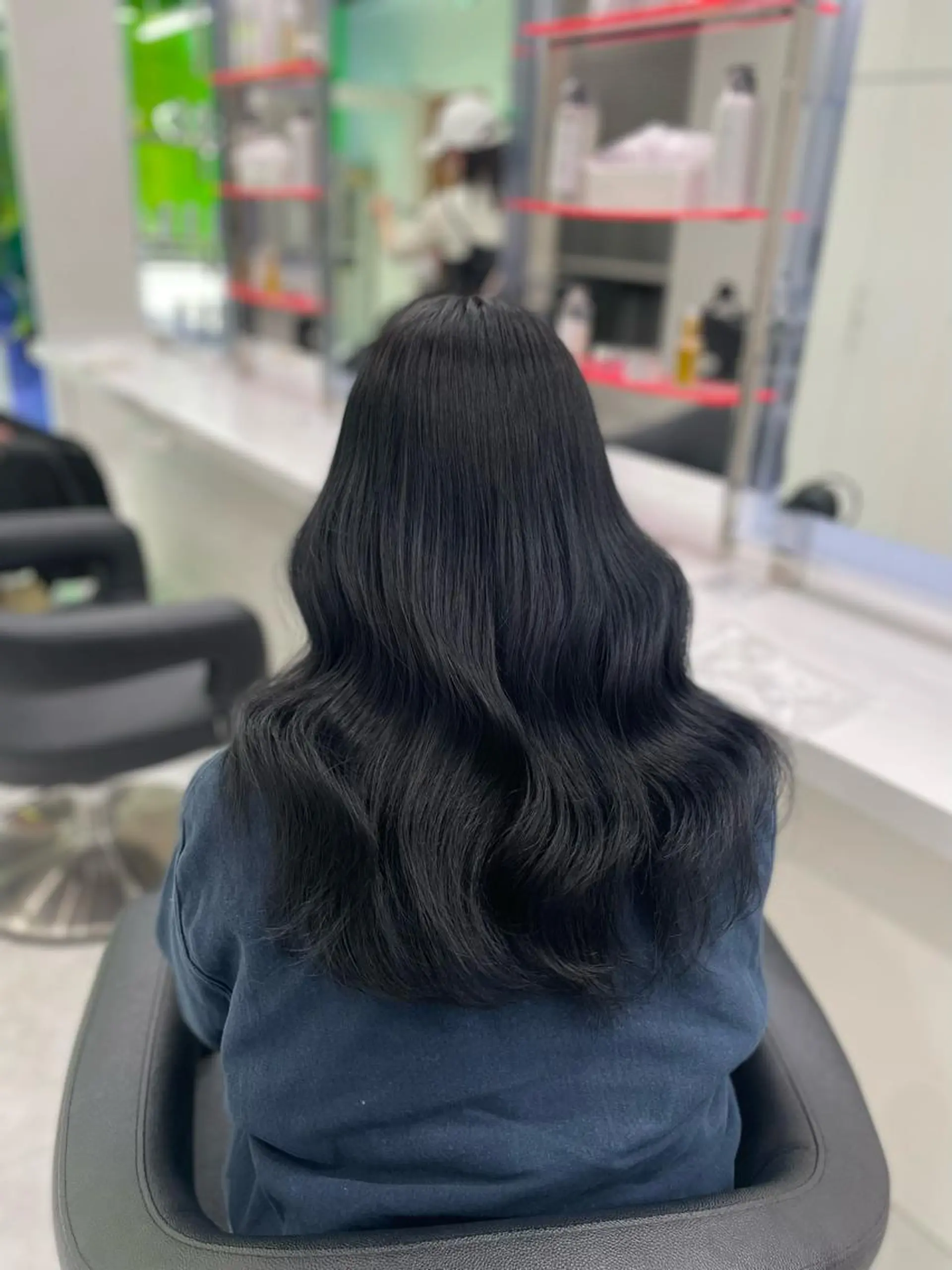 セミロング カラー ヘアアレンジ Ella所属・nana【艶髪】/ レイヤー/縮毛矯正のヘアスタイル